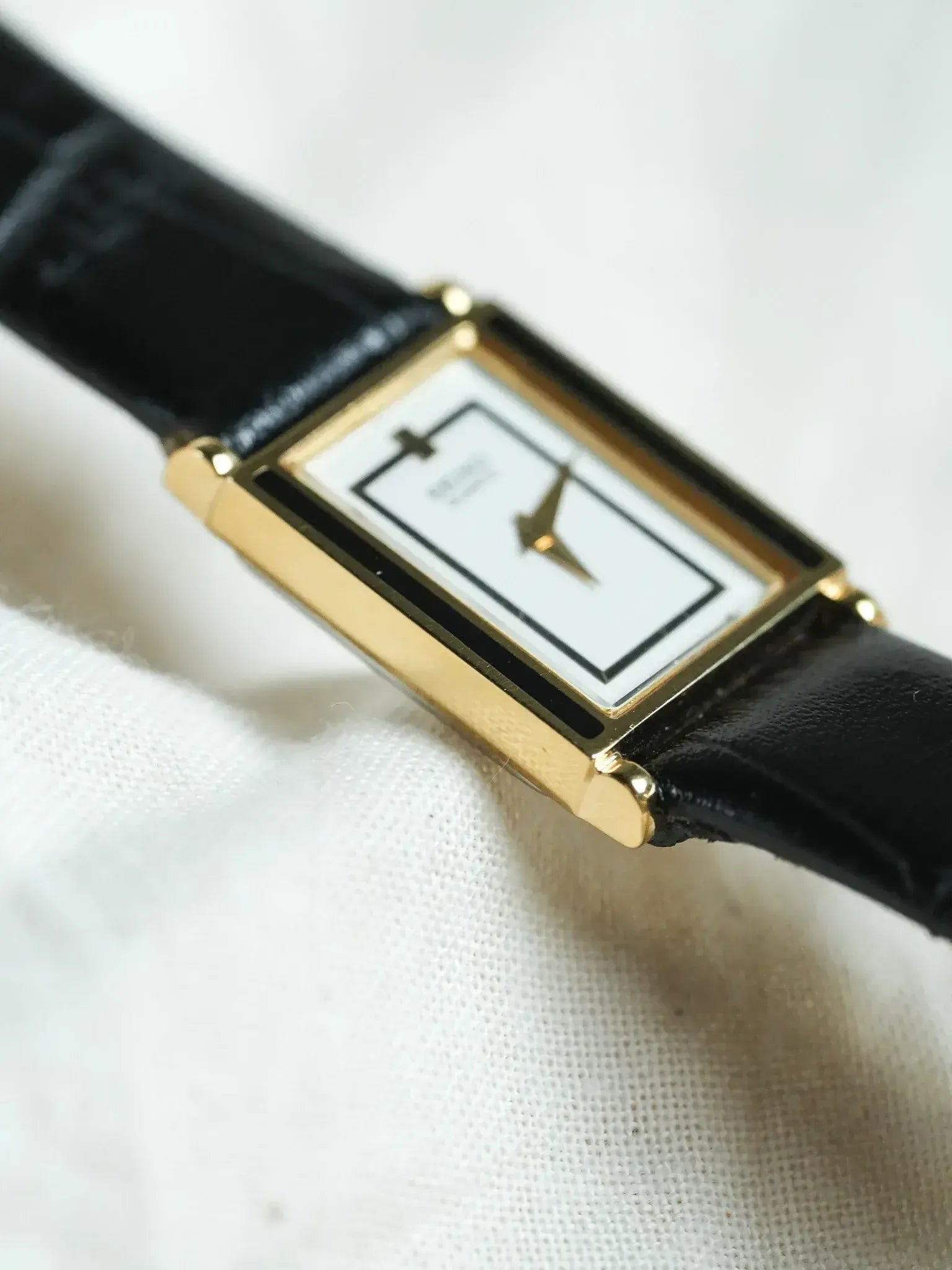 Seiko - Tank Gold or Black Lacquer - 1993