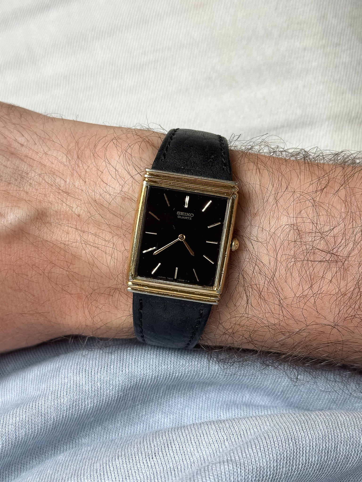 Seiko - Tank Plaqué Or Noir - 1977 - Atelier Victor - Vintage  Shop