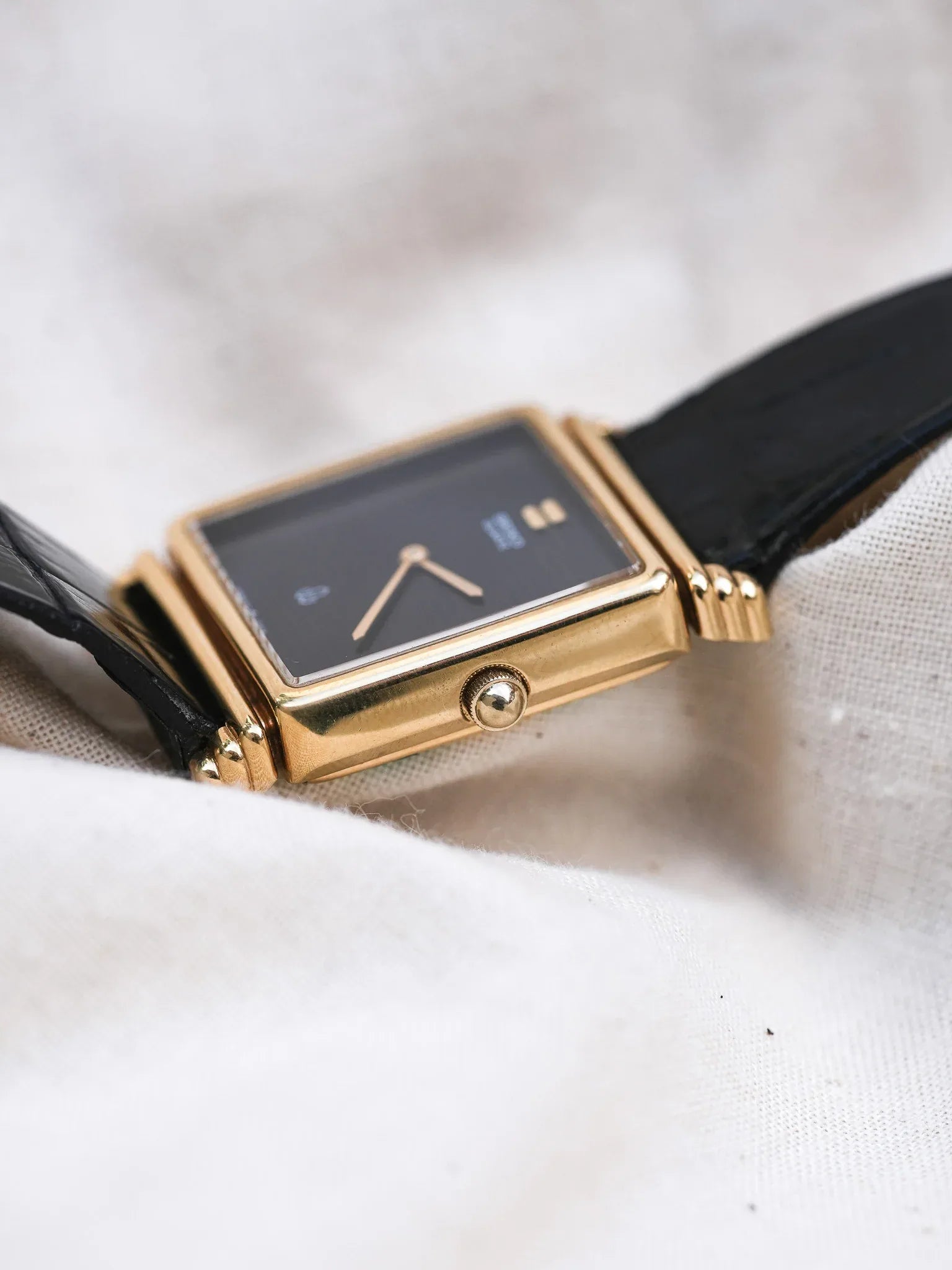 Seiko - Tank Plaqué or noir Clous de Paris - NOS & Boite - 1997 - Atelier Victor