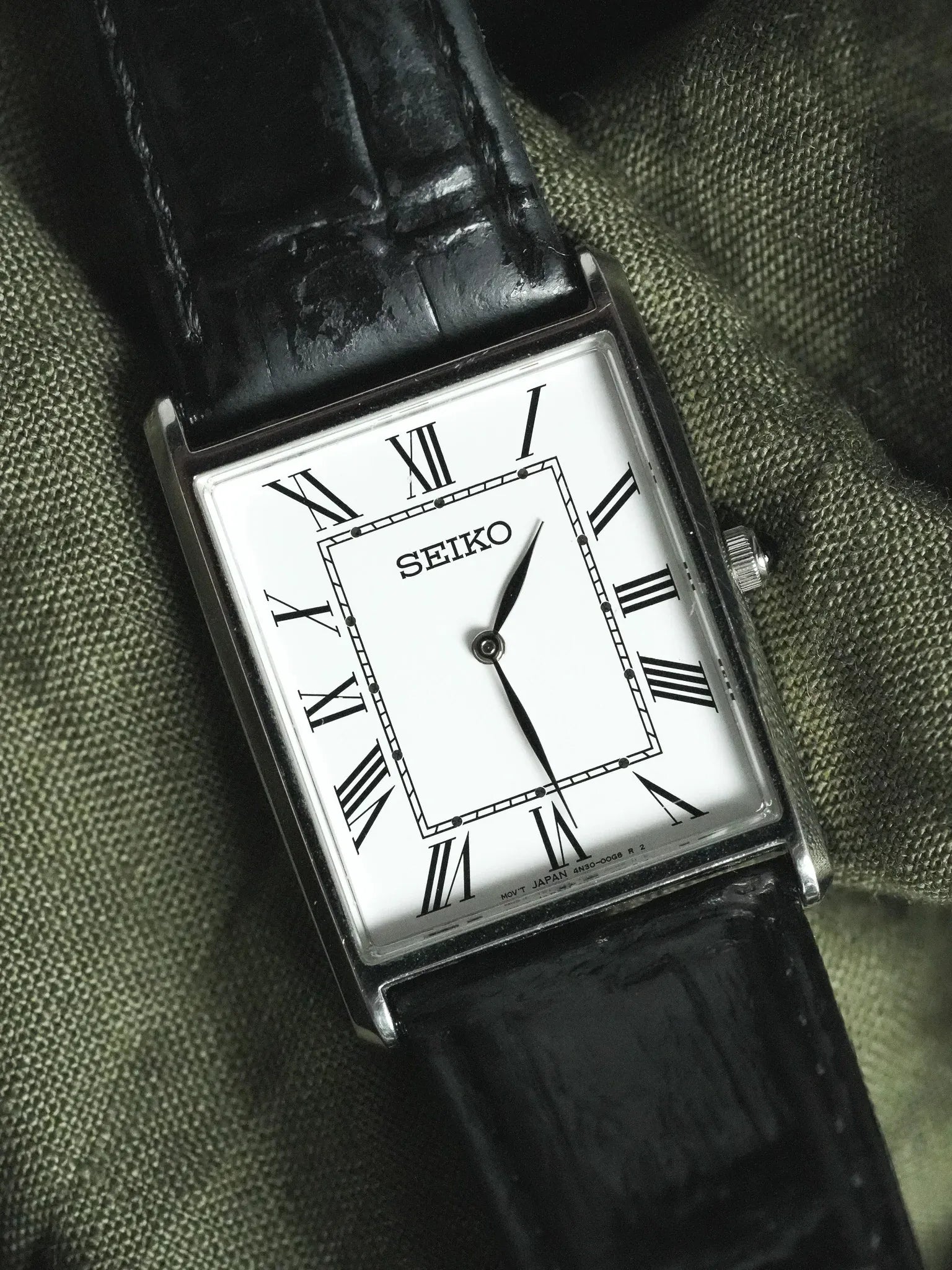 Seiko - Tank XL Acier Chiffres Romains Cabochon - 2002 - Atelier Victor