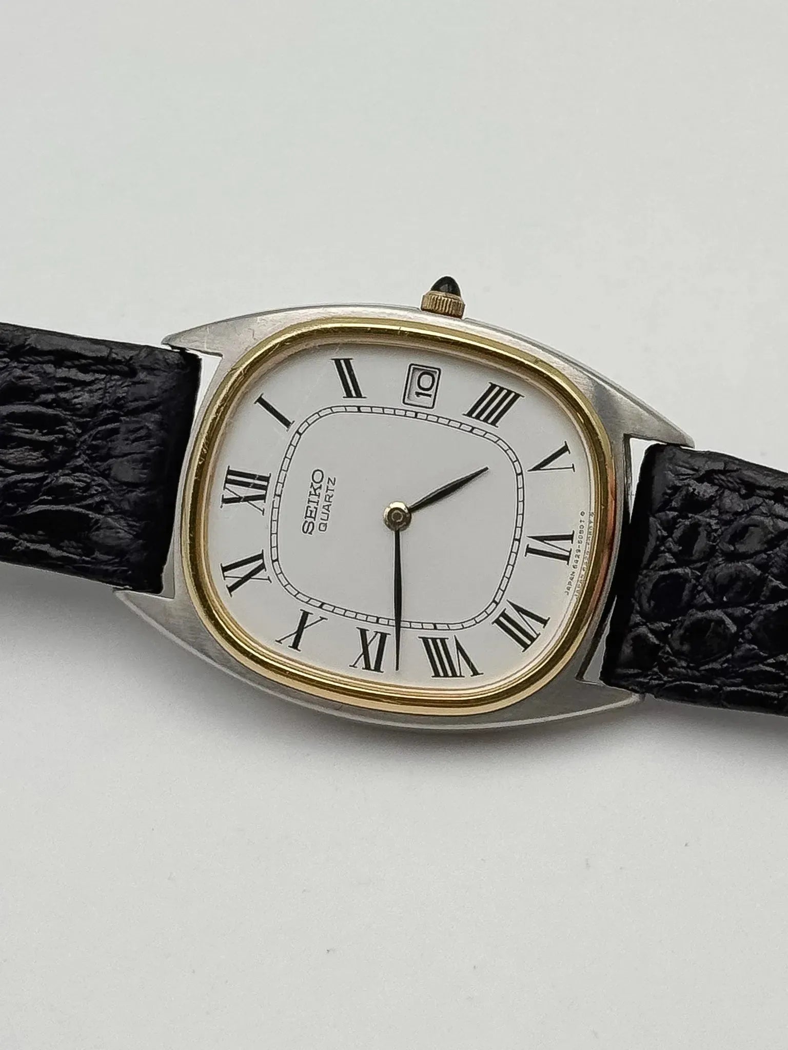 Seiko - Tonneau Acier Or Romain Cabochon - 1980s - Atelier Victor - Vintage  Shop