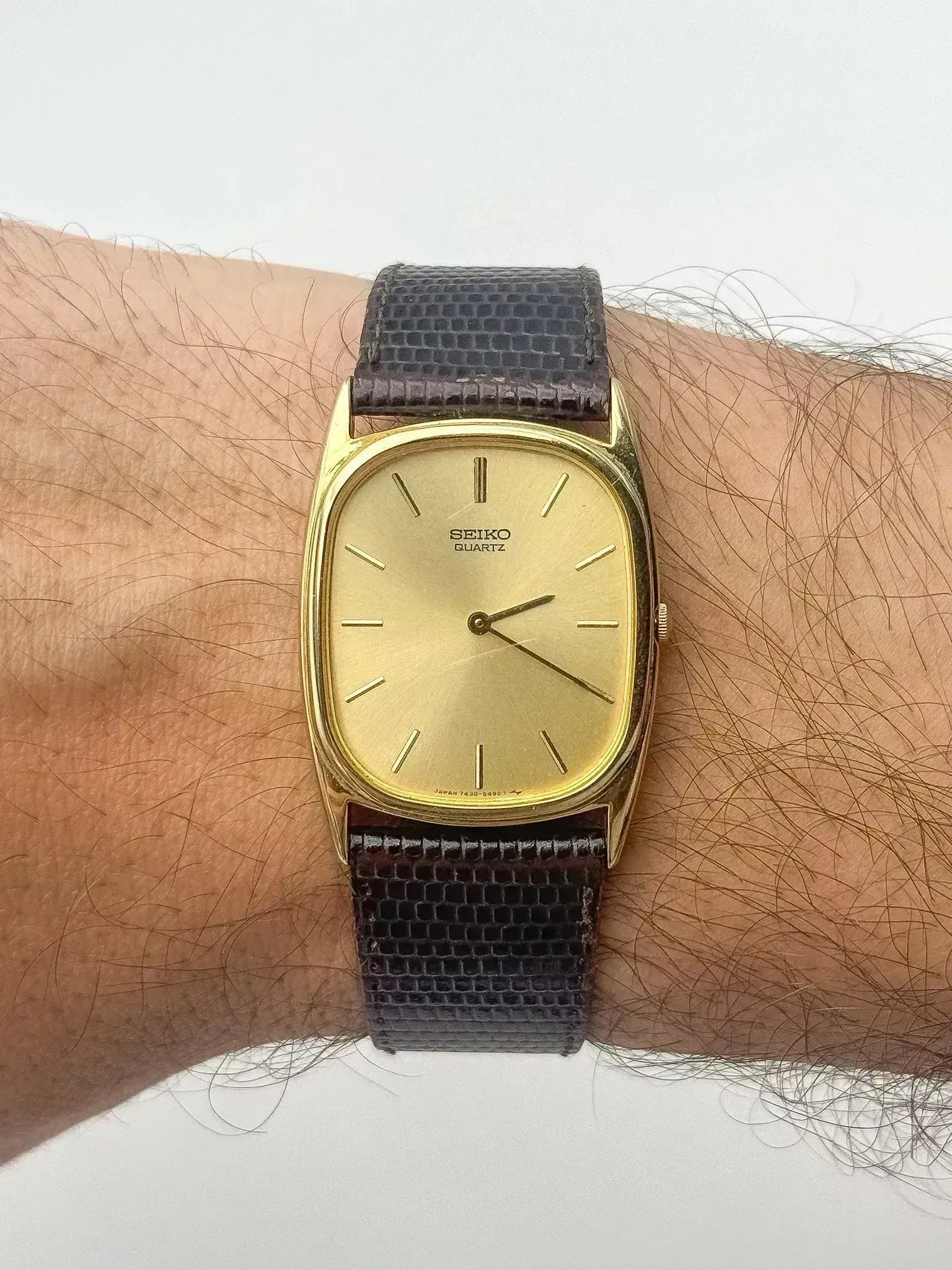 seiko dress watch gold Seiko - Tonneau Dress Watch Gold