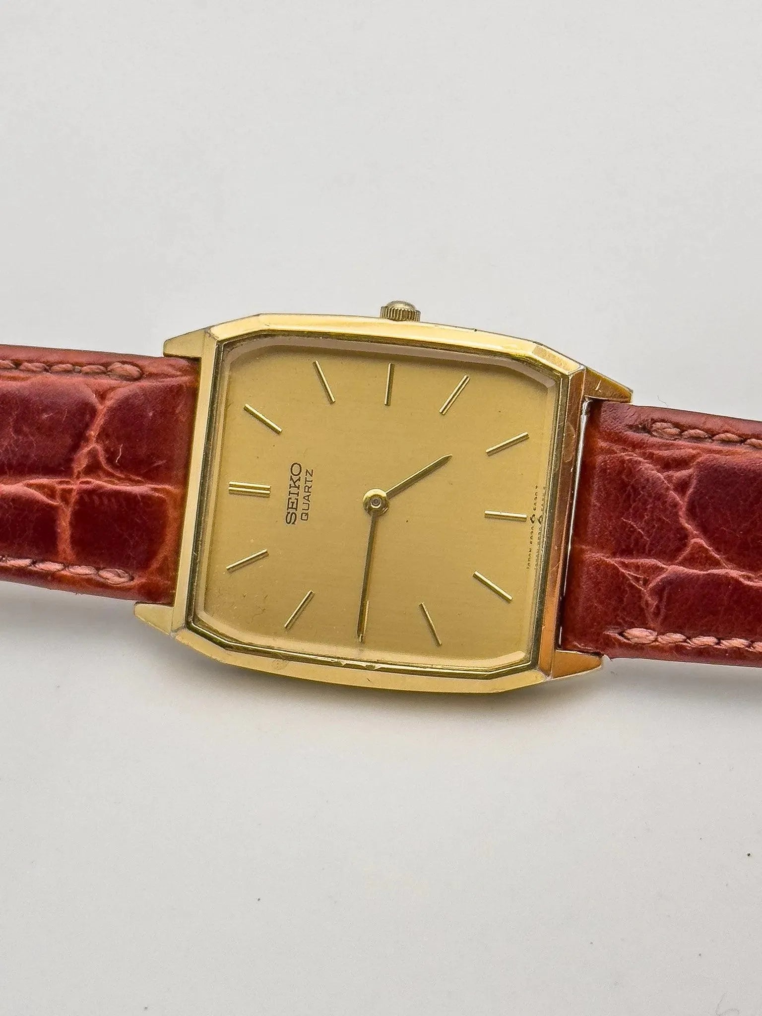 Seiko - Tonneau Gold Dress Watch - 1995 - Atelier Victor Paris - Vintage Watch Shop Dubai
