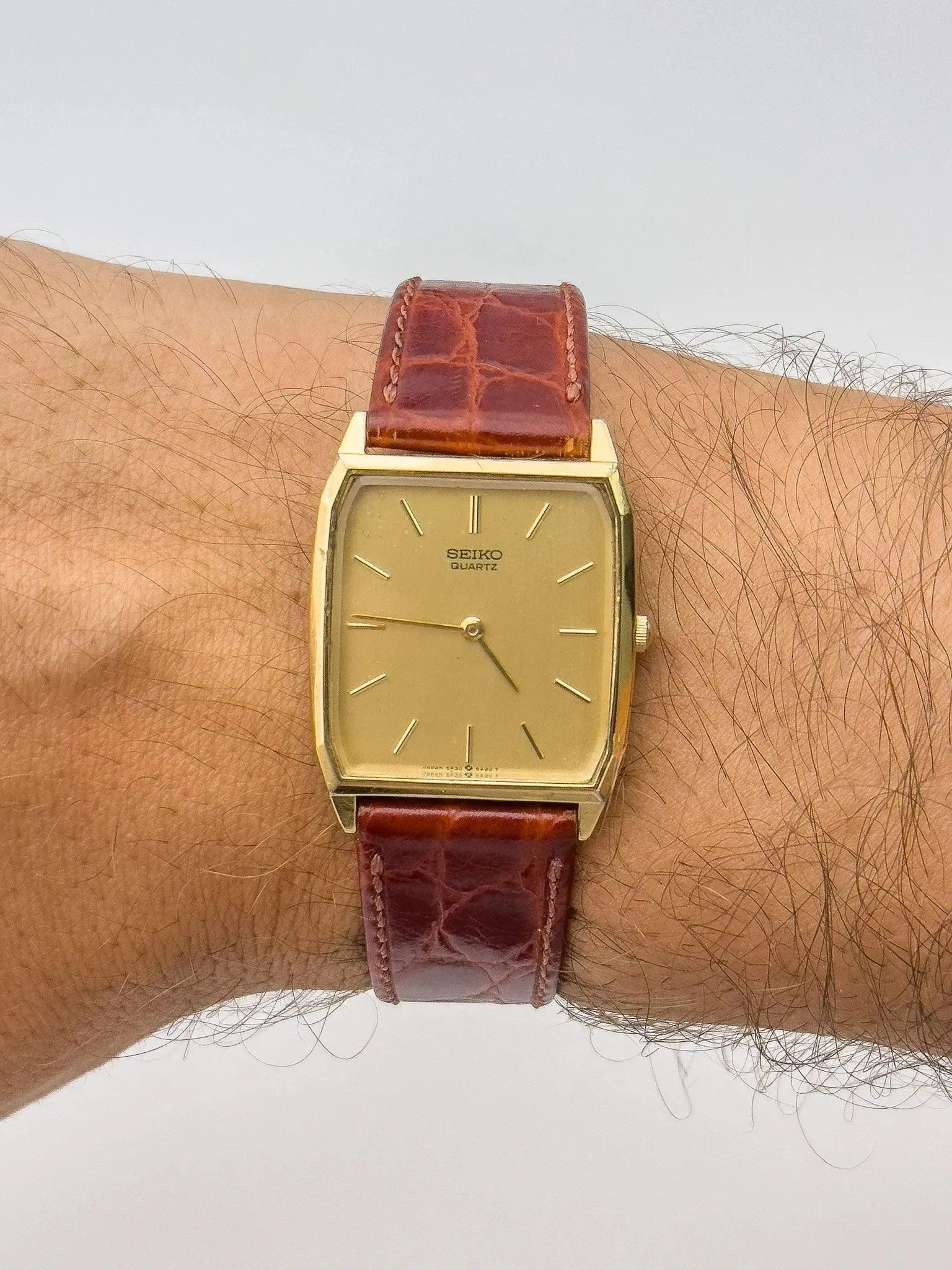 Seiko - Tonneau Gold Dress Watch - 1995 - Atelier Victor Paris - Vintage Watch Shop Dubai