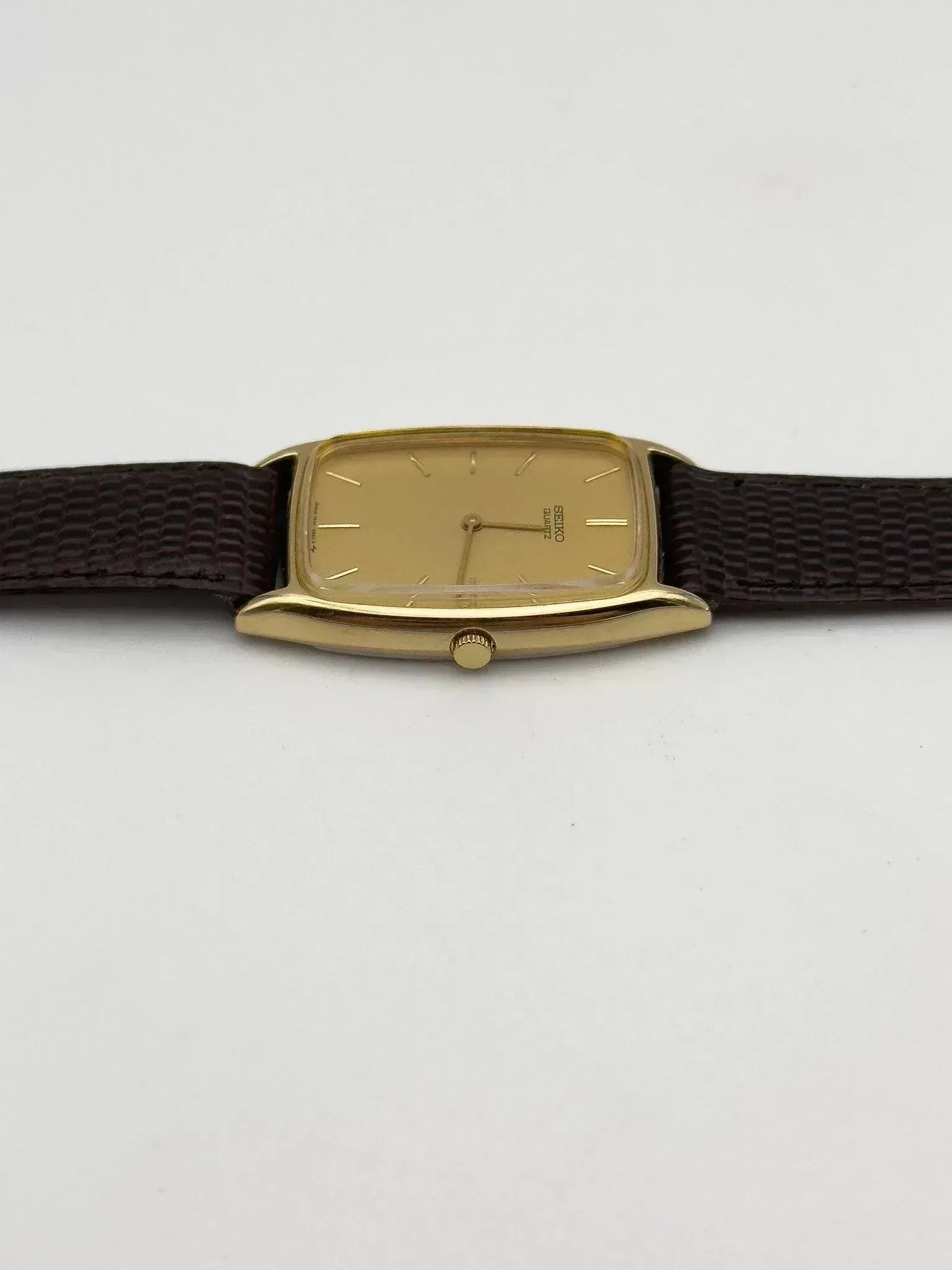 Seiko - Tonneau Gold NOS - 1984 - Atelier Victor