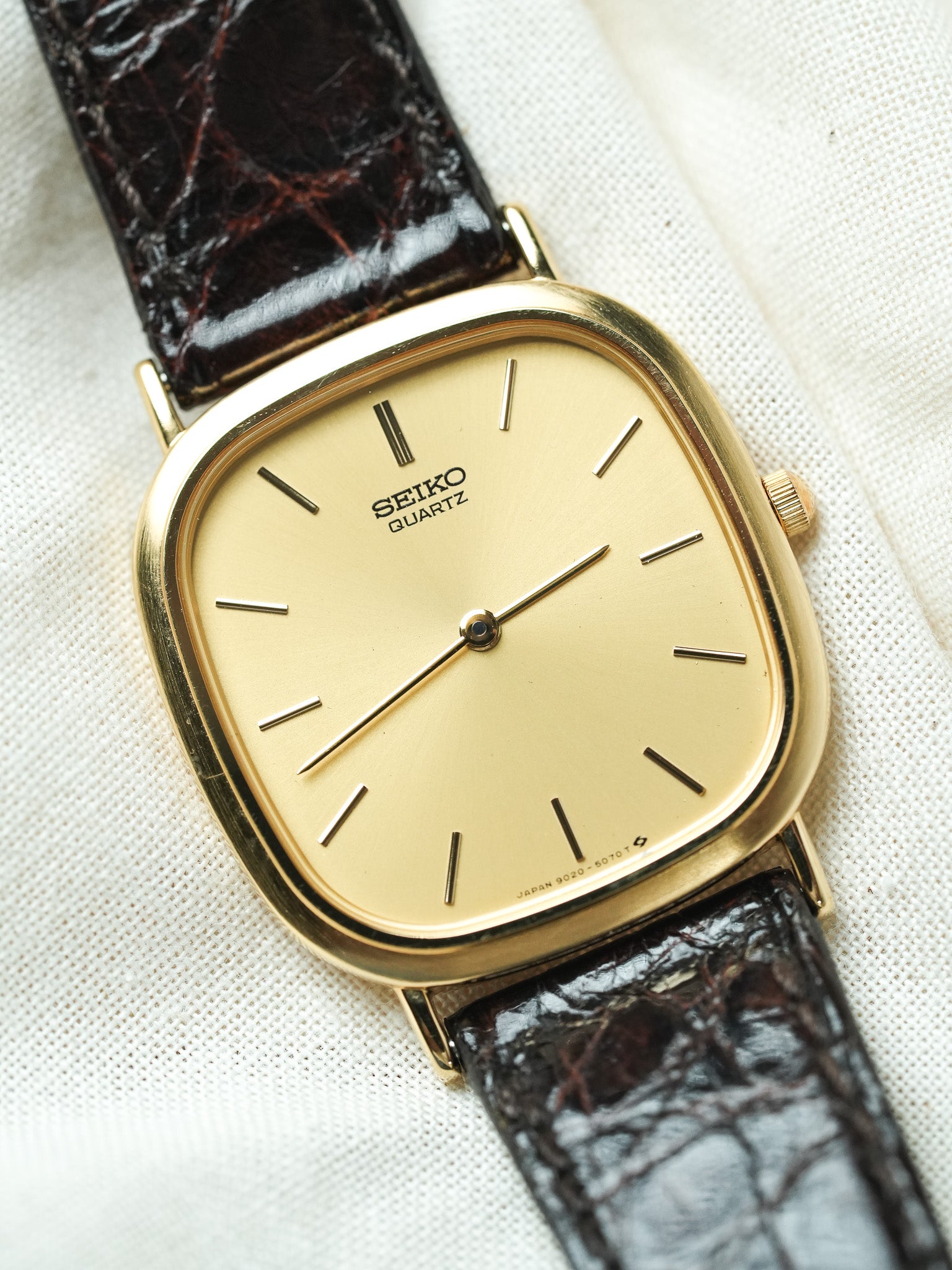 Seiko - Tonneau Or Dress Watch - 1983 - Atelier Victor - Vintage Watch Shop