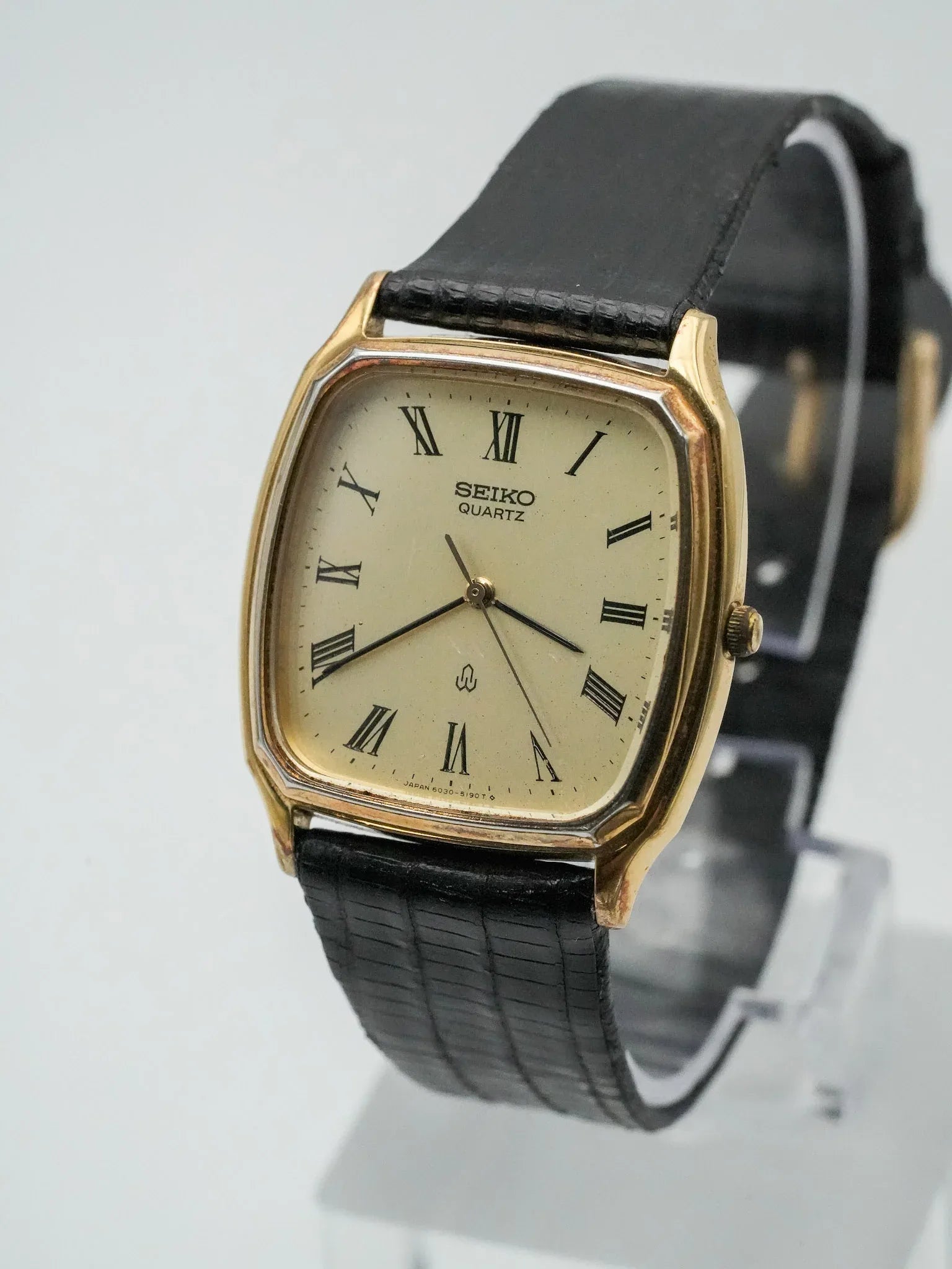Seiko - Tonneau plaqué or Index Romain - 1980 - Atelier Victor - Vintage  Shop