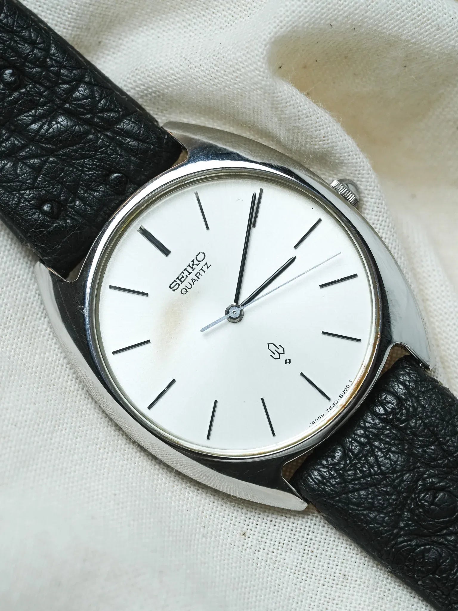 Seiko - Tonneau Quartz Acier Patine - NOS - 1988 - Atelier Victor