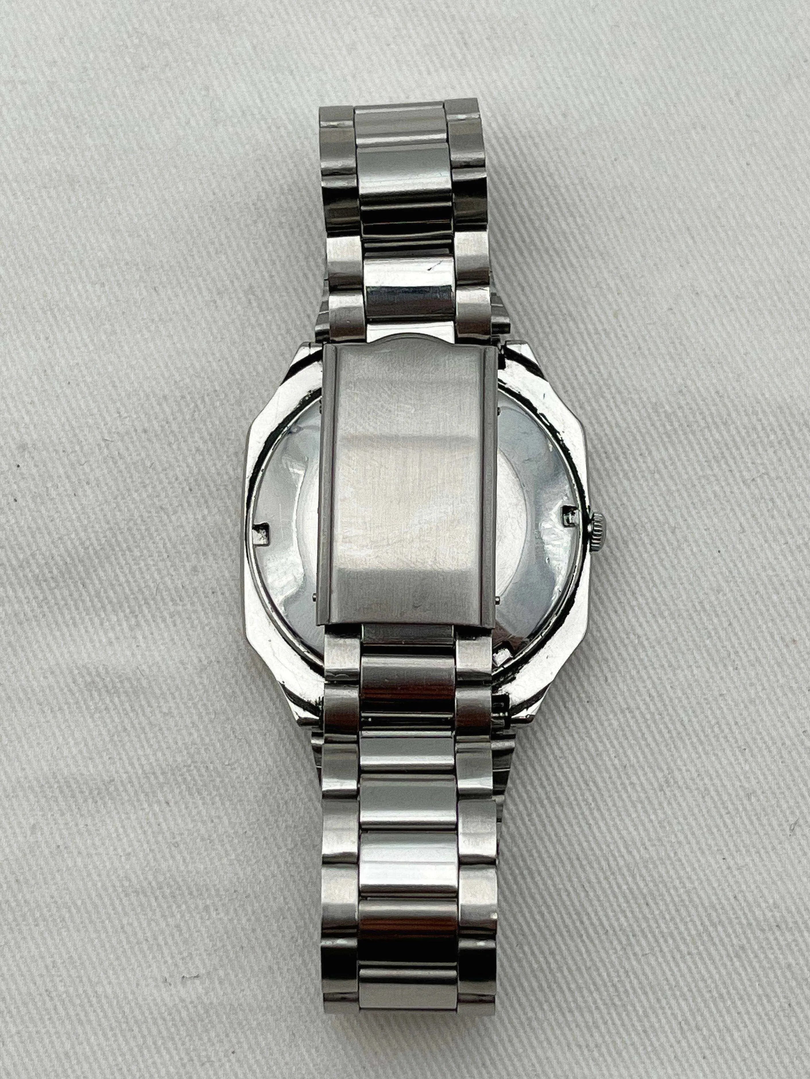 Seiko - TV Daydate - 1982 - Atelier Victor Paris - Vintage Watch Shop Dubai
