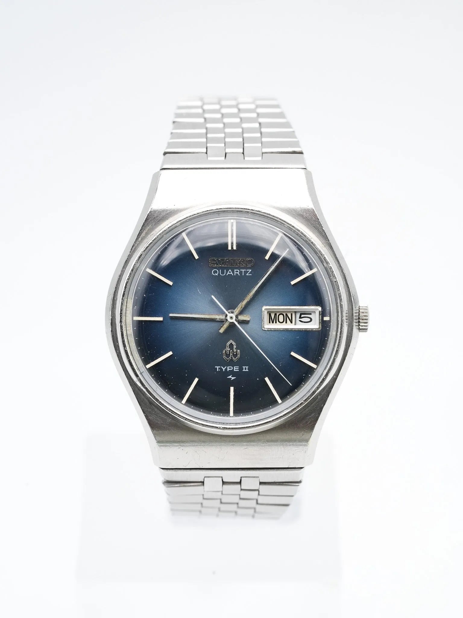 Seiko - Type II Blue Daydate Acier - 1978 - Atelier Victor Paris - Vintage Watch Shop Dubai