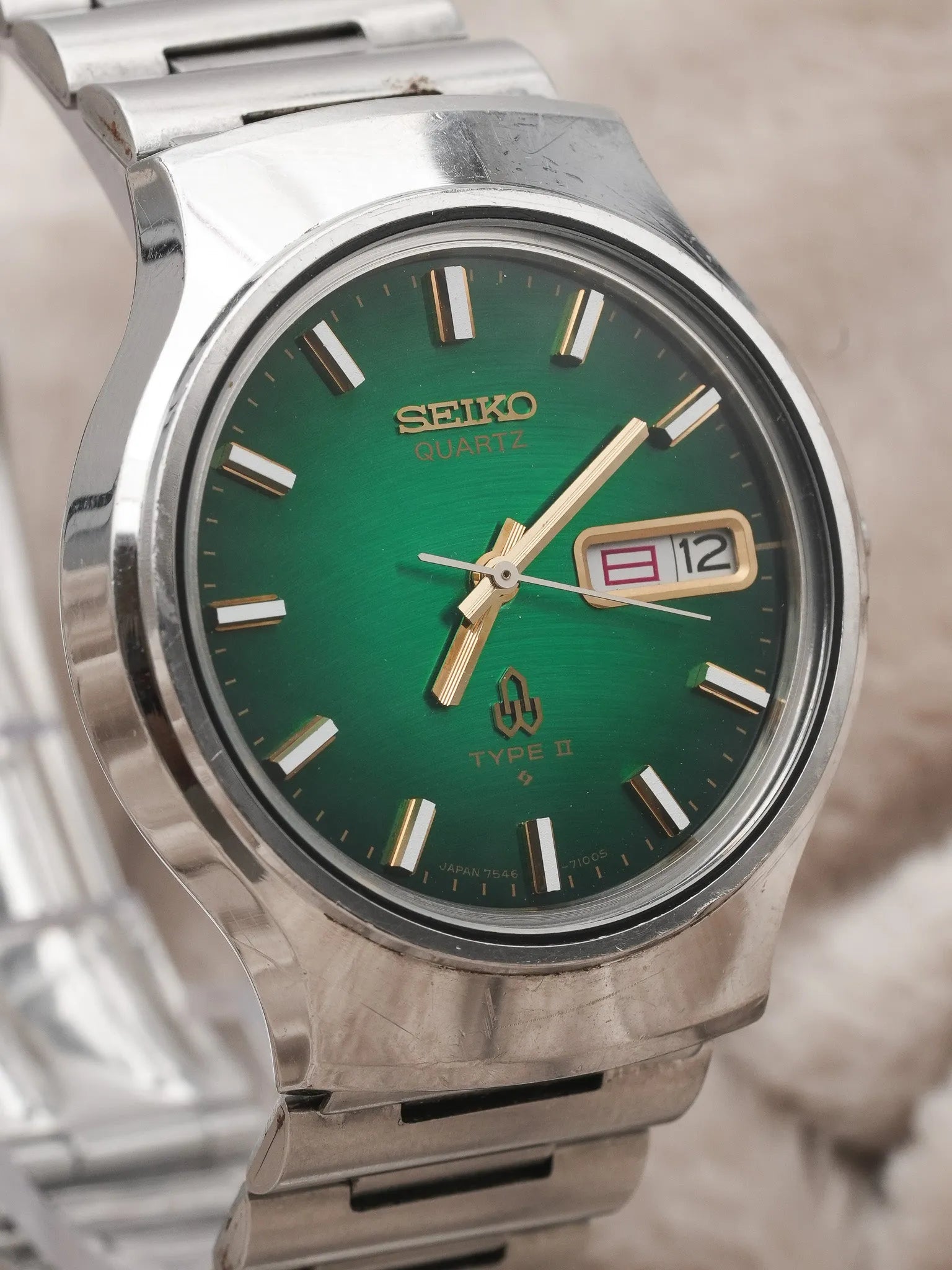 Seiko - Type II Daydyate cadran vert - 1979 - Atelier Victor Paris - Vintage Watch Shop Dubai