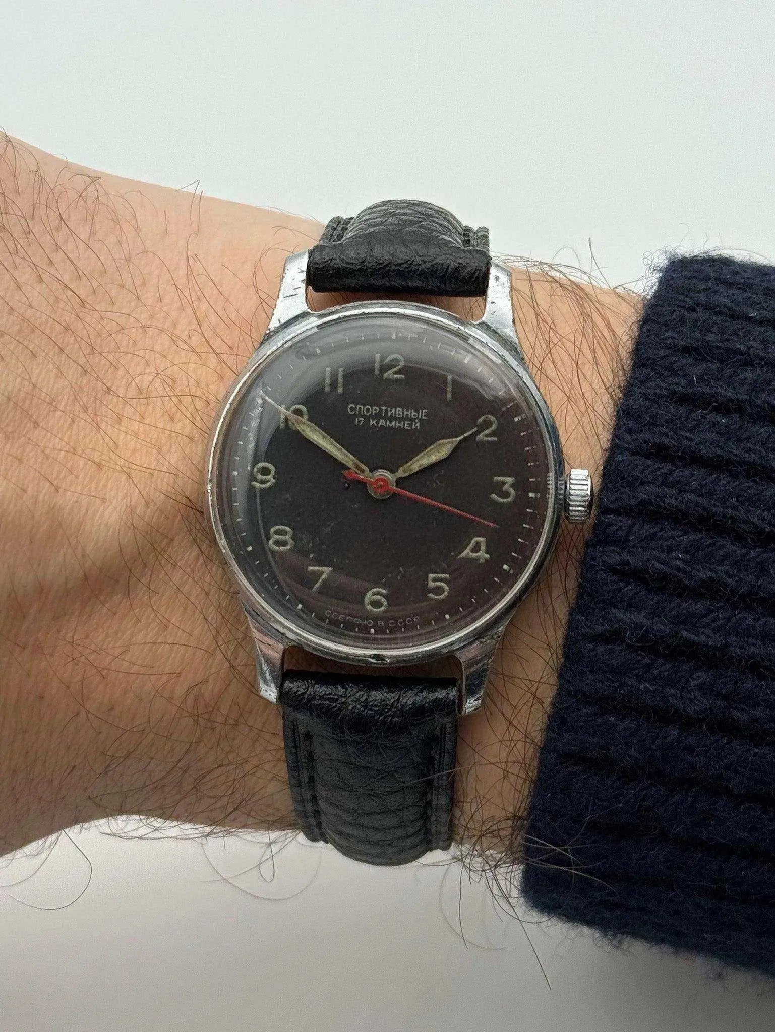 Sportivnie - Military Dial - 1950 - Atelier Victor Paris - Vintage Watch Shop Dubai