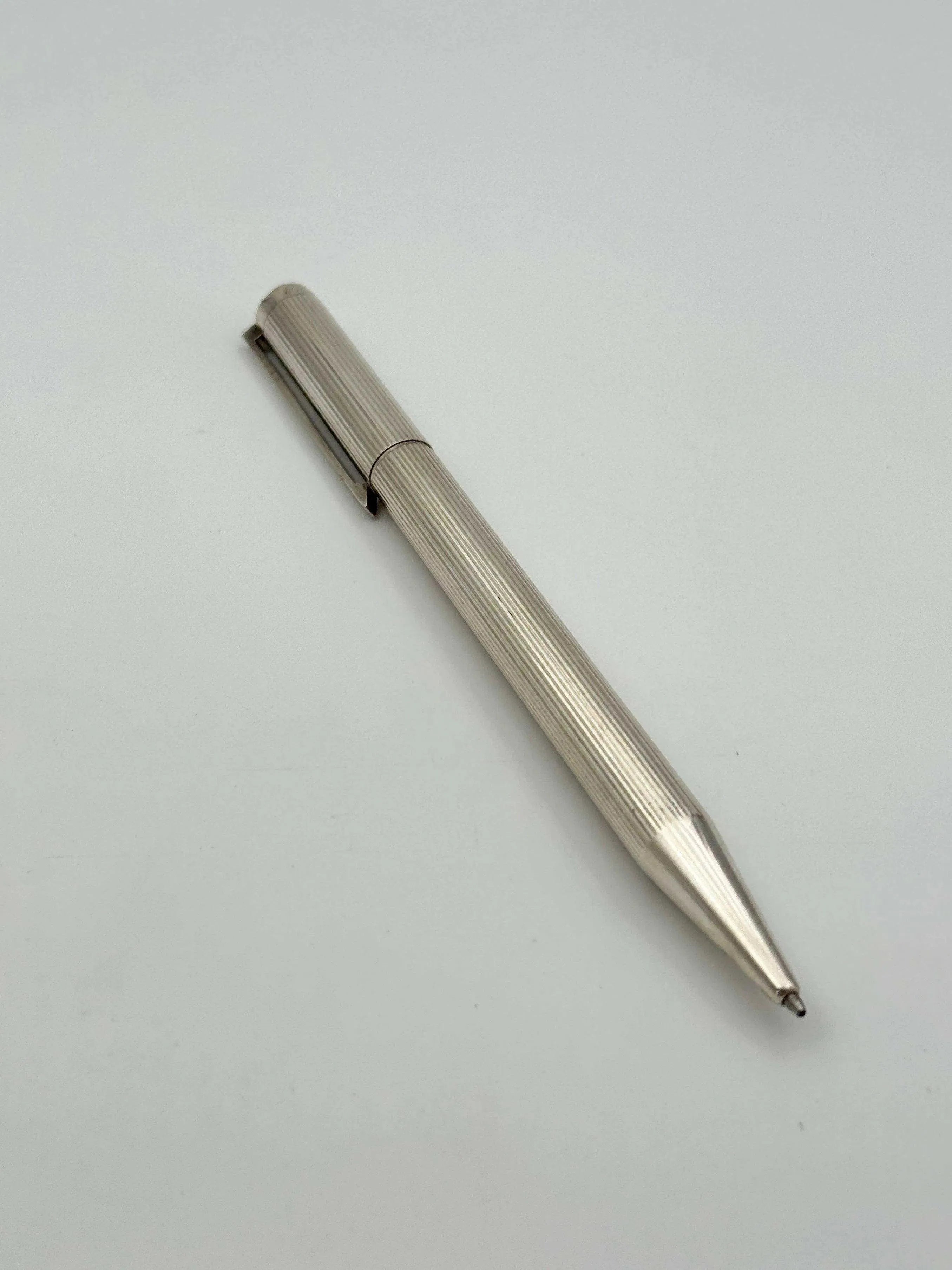 ST Dupont Paris - Stylo bille métal argenté - Boite - 1980s - Atelier Victor Paris - Vintage Watch Shop Dubai