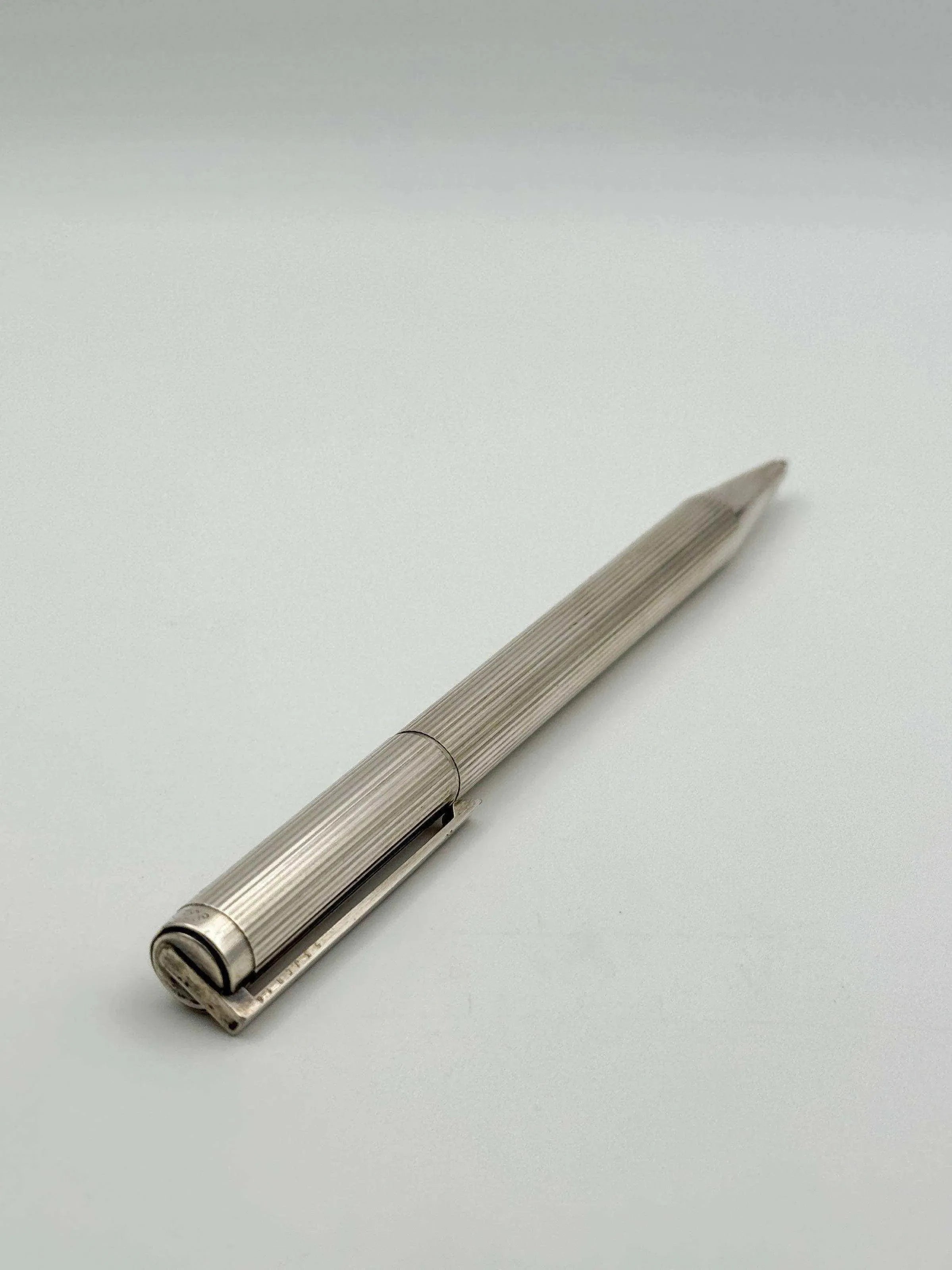 ST Dupont Paris - Stylo bille métal argenté - Boite - 1980s - Atelier Victor Paris - Vintage Watch Shop Dubai