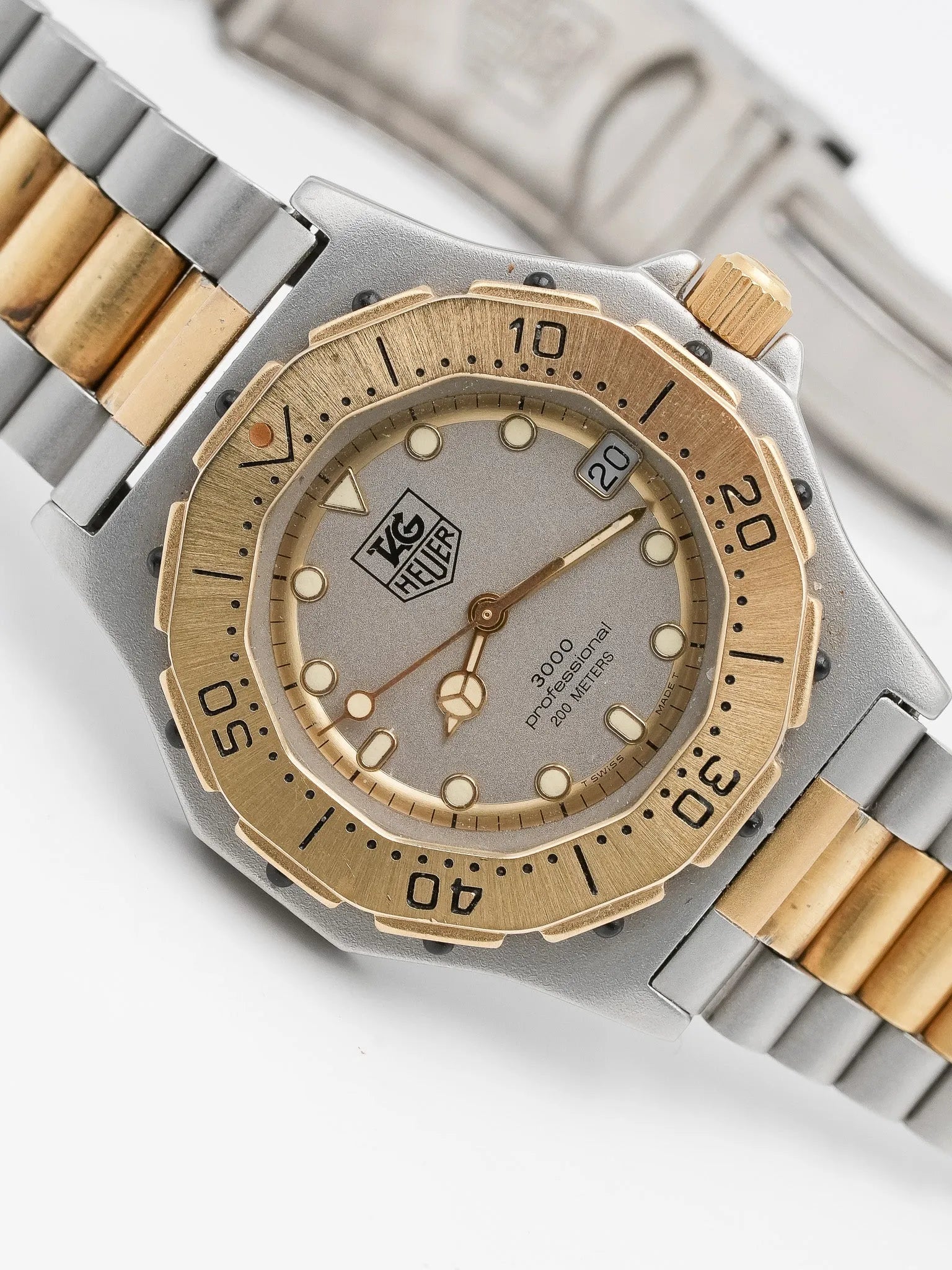 Tag Heuer - 3000 Professional 934.213 Bi-tons Acier Or - 1990s - Atelier Victor Paris - Vintage Watch Shop Dubai