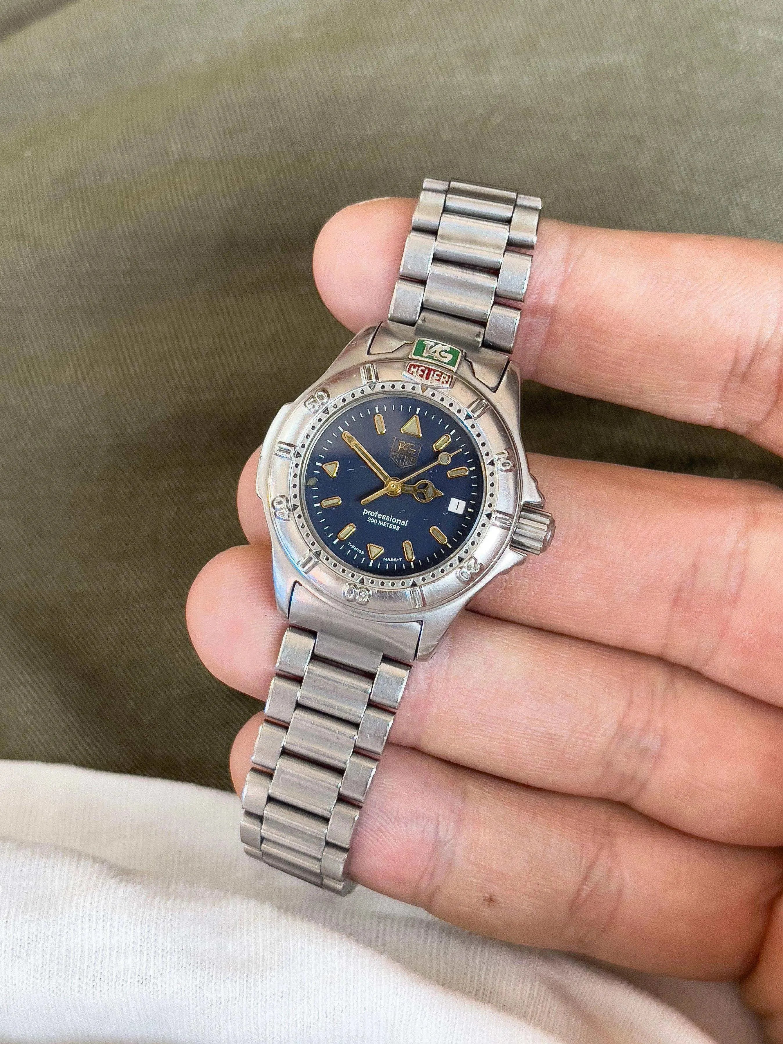 Tag Heuer - Mini Professionnel 200 - 1990’s - Atelier Victor Paris - Vintage Watch Shop Dubai