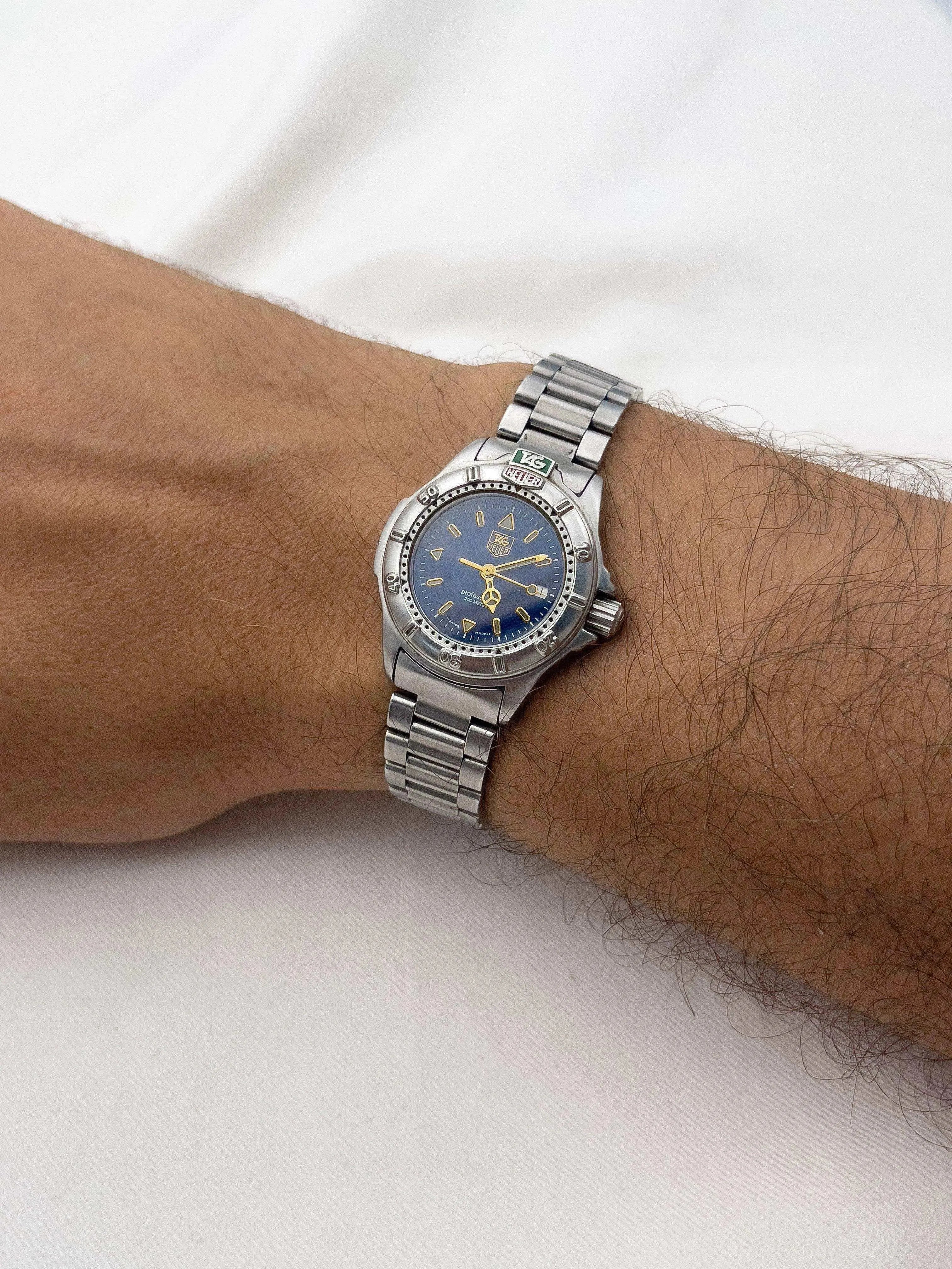 Tag Heuer - Mini Professionnel 200 - 1990’s - Atelier Victor Paris - Vintage Watch Shop Dubai