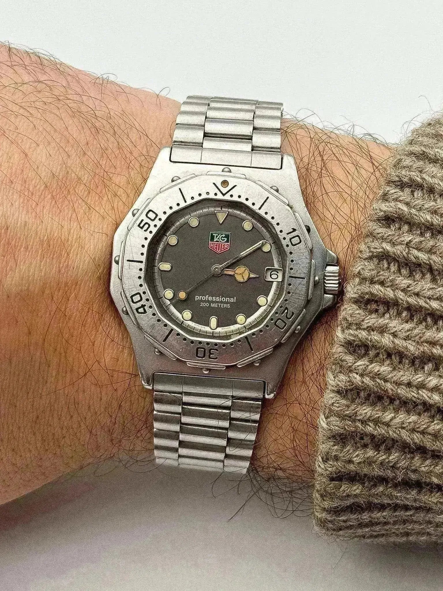 Tag Heuer - Professional 200m Grey - 1990s - Atelier Victor