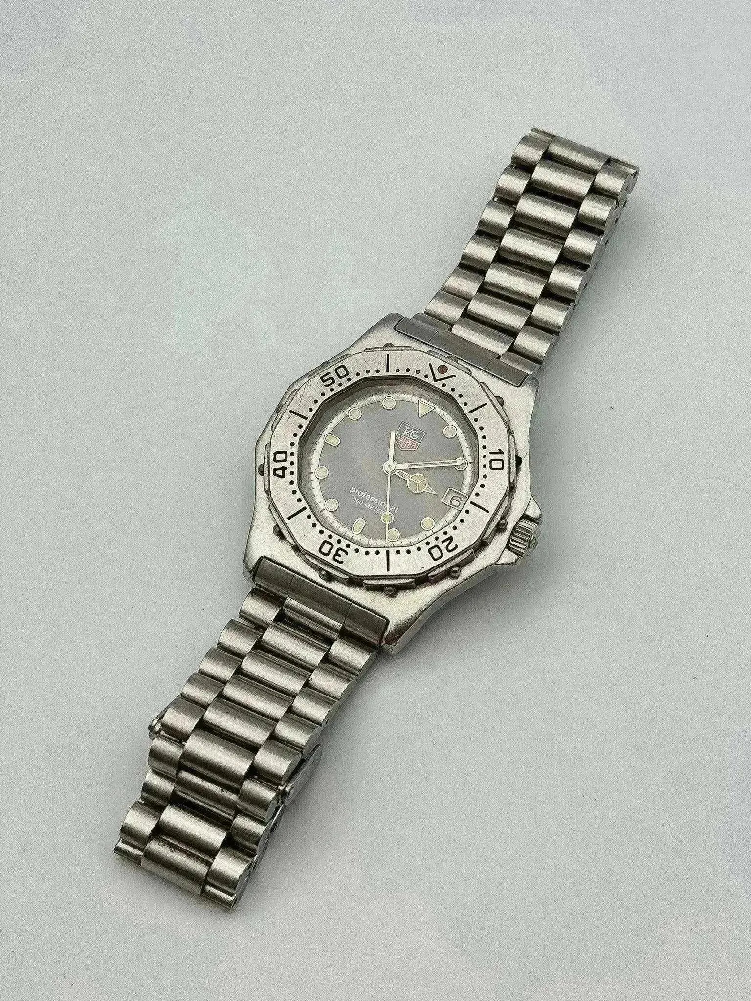 Tag Heuer - Professional 200m Grey - 1990s