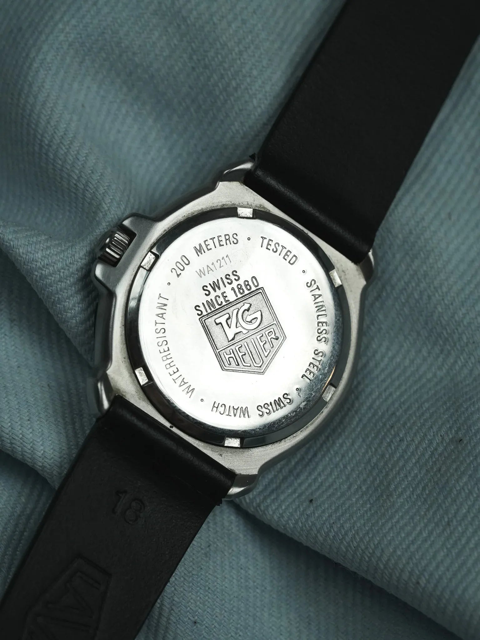 Tag Heuer - Professional 200m Noir Crème - 1990s - Atelier Victor