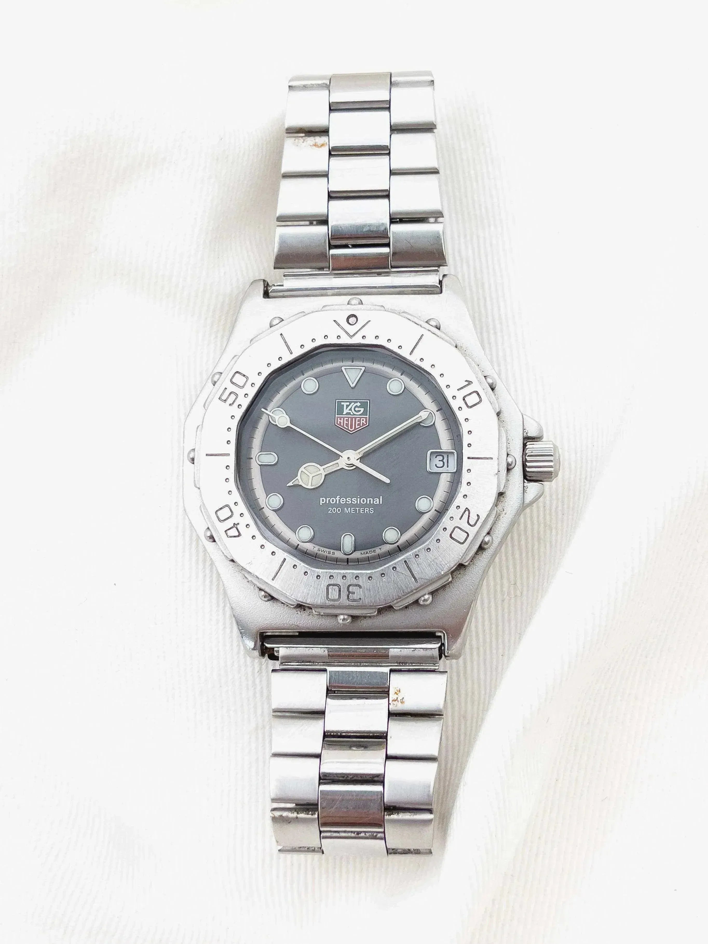 Tag Heuer - Professional 3000 Classique Gris - 1990s - Atelier Victor - Vintage  Shop