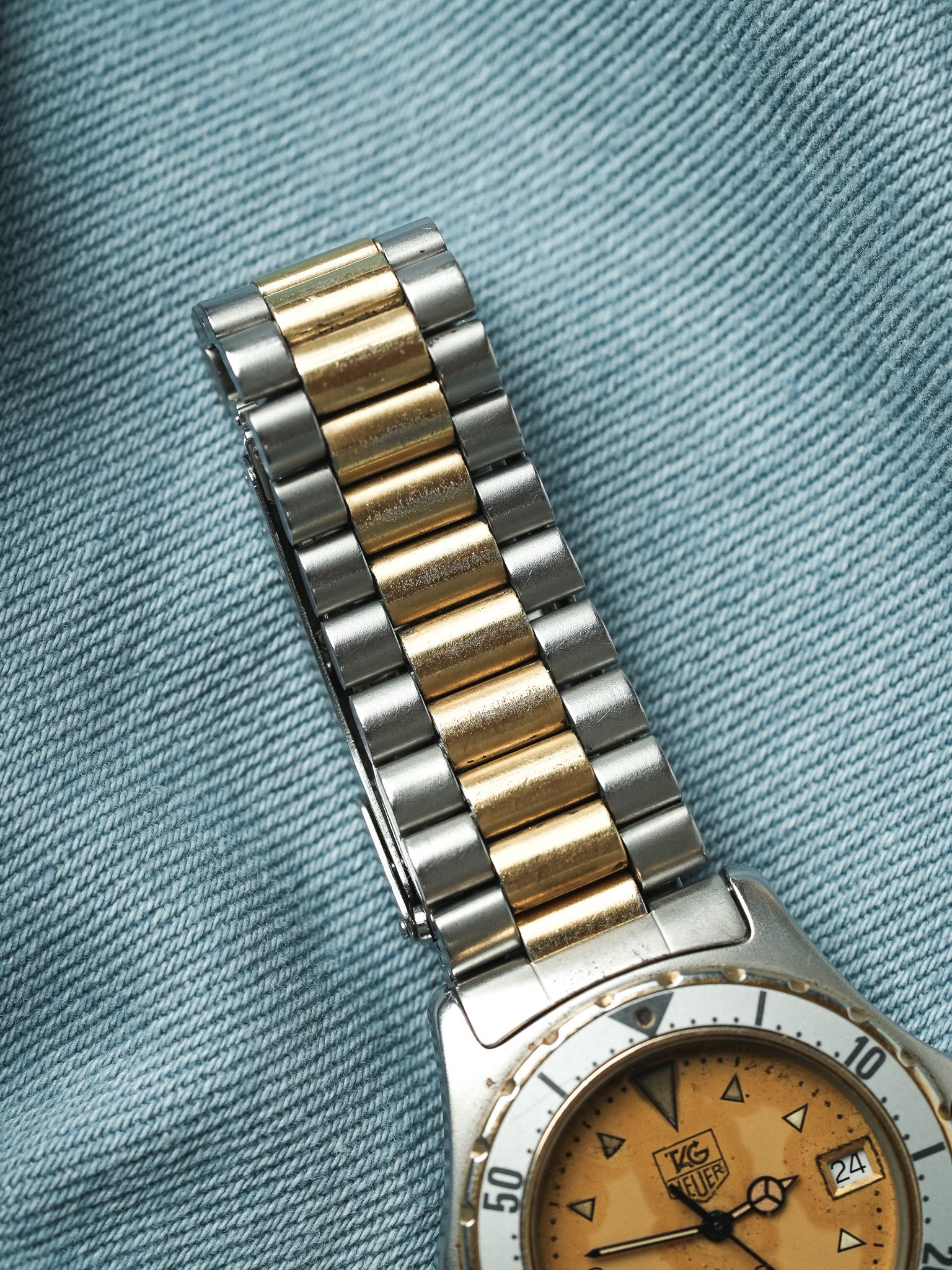 Tag Heuer - Professionnel 2000 34mm Or Patinée Lunette Acier - 1990s - Atelier Victor - Vintage  Shop