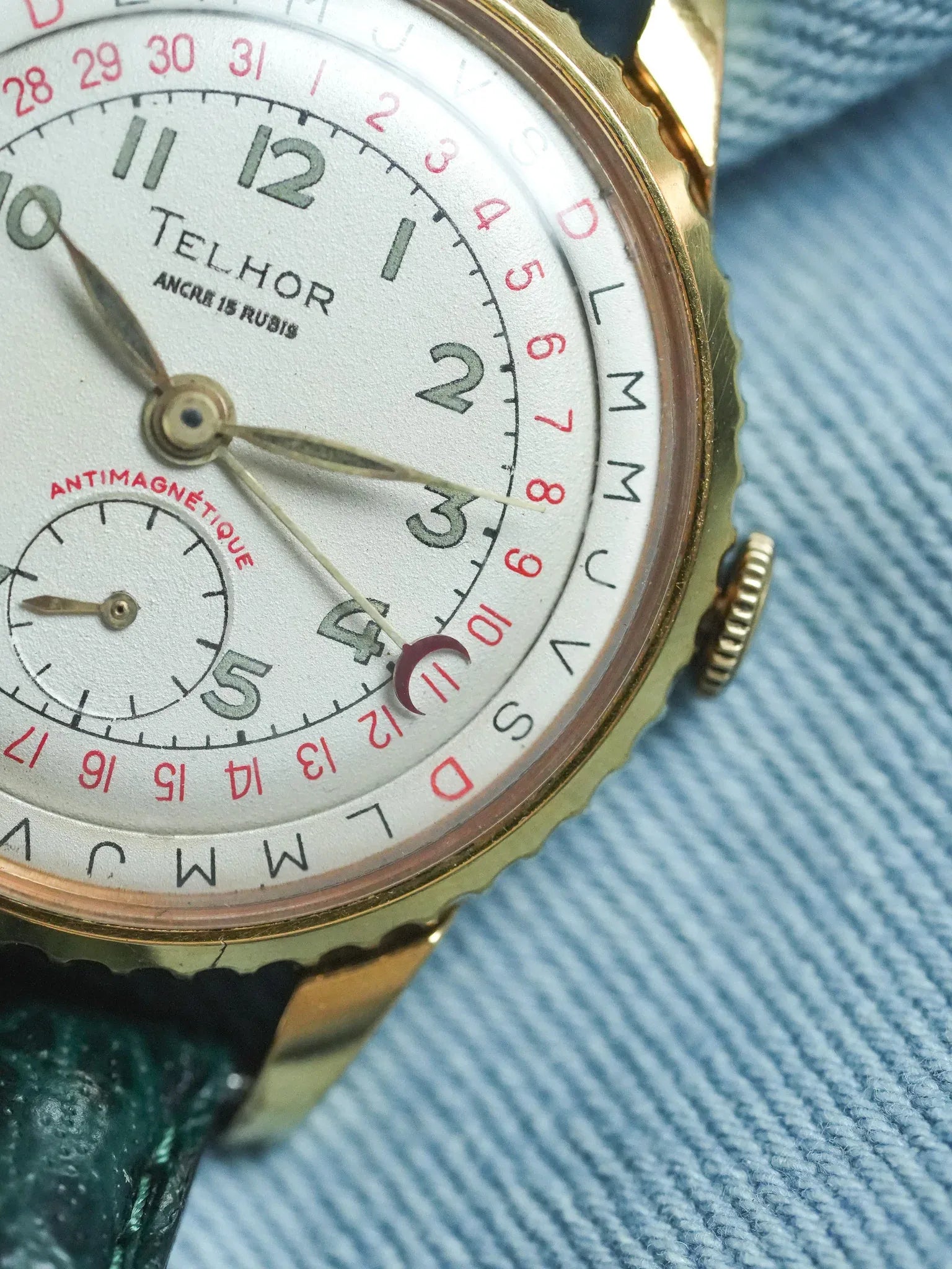 Telhor - Calendrier à lunette tournante plaqué or 36mm - 1960s - Atelier Victor