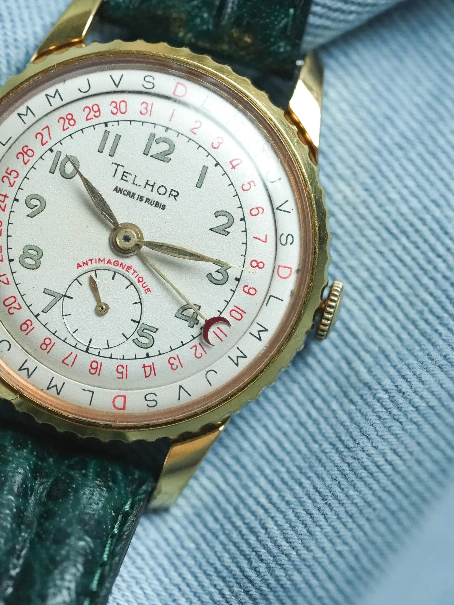 Telhor - Calendrier à lunette tournante plaqué or 36mm - 1960s - Atelier Victor