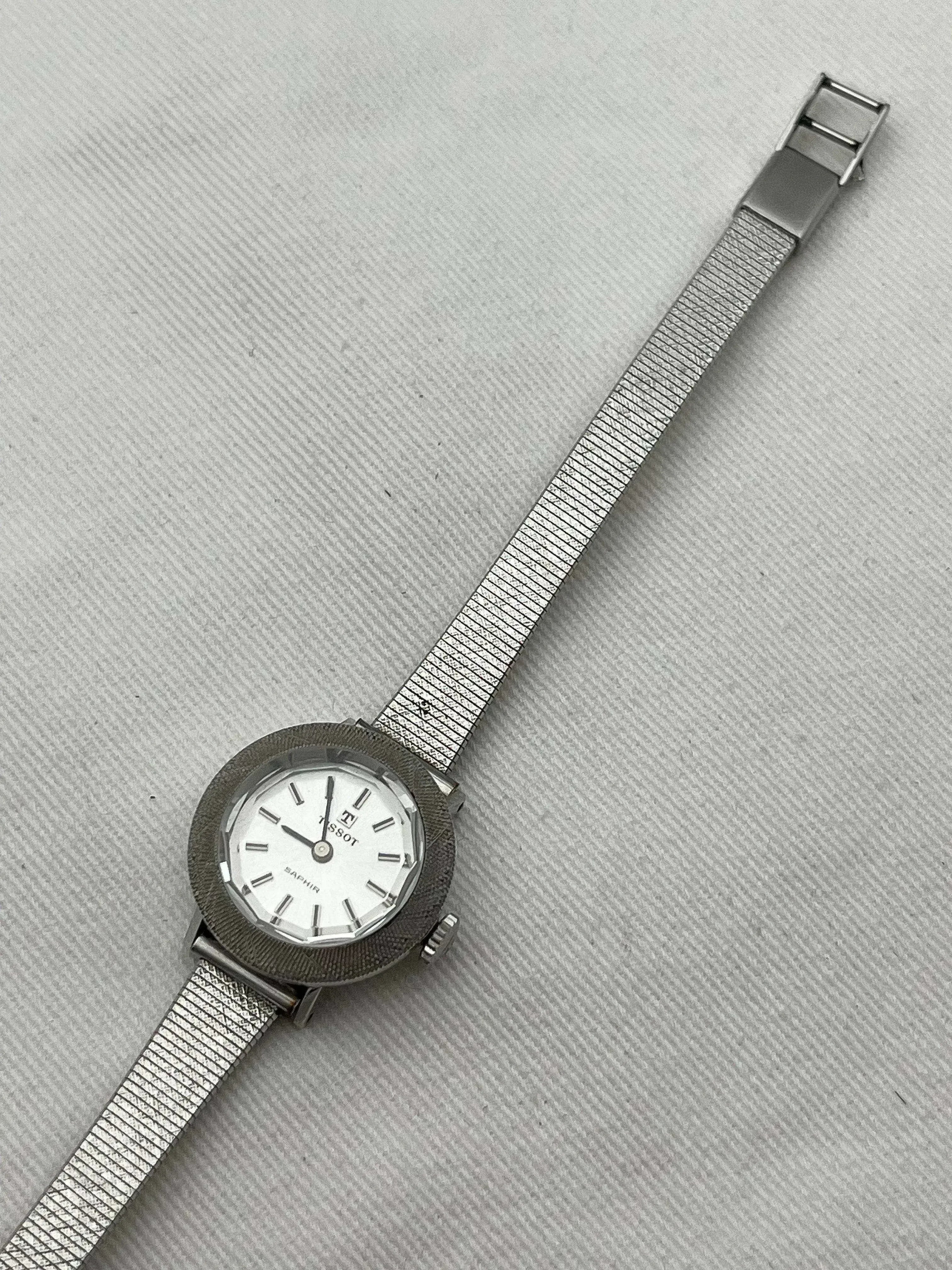 Tissot - Blanc Acier Femme - 1980s - Atelier Victor