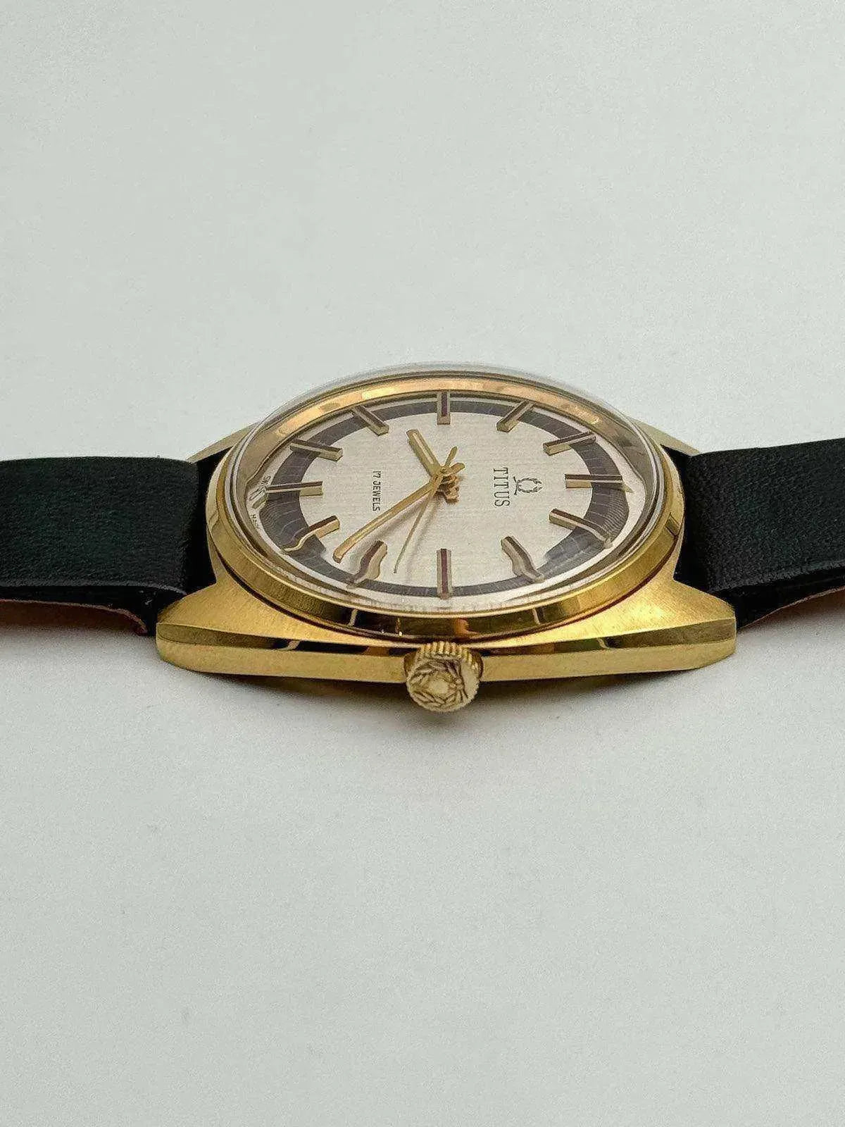 Titus - Gold Red Index - NOS - 1960s - Atelier Victor