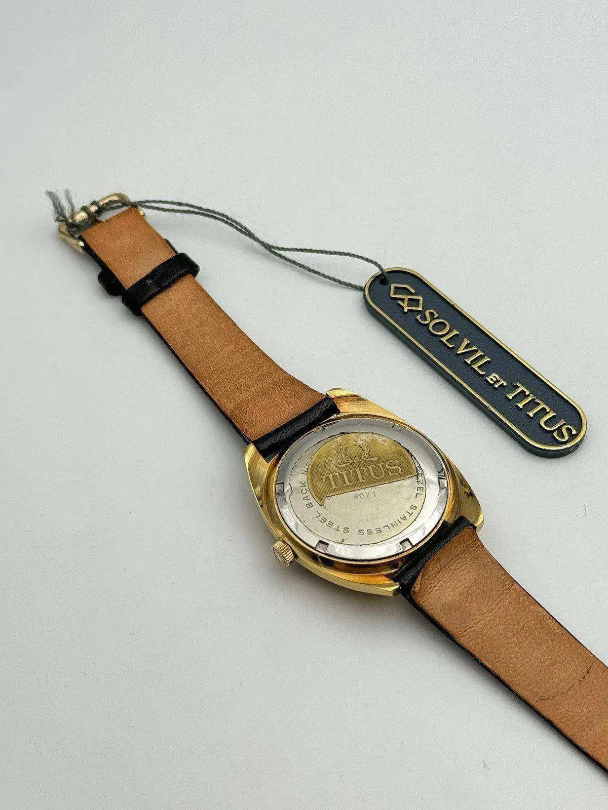 Titus - Gold Red Index - NOS - 1960s - Atelier Victor Paris - Vintage Watch Shop Dubai