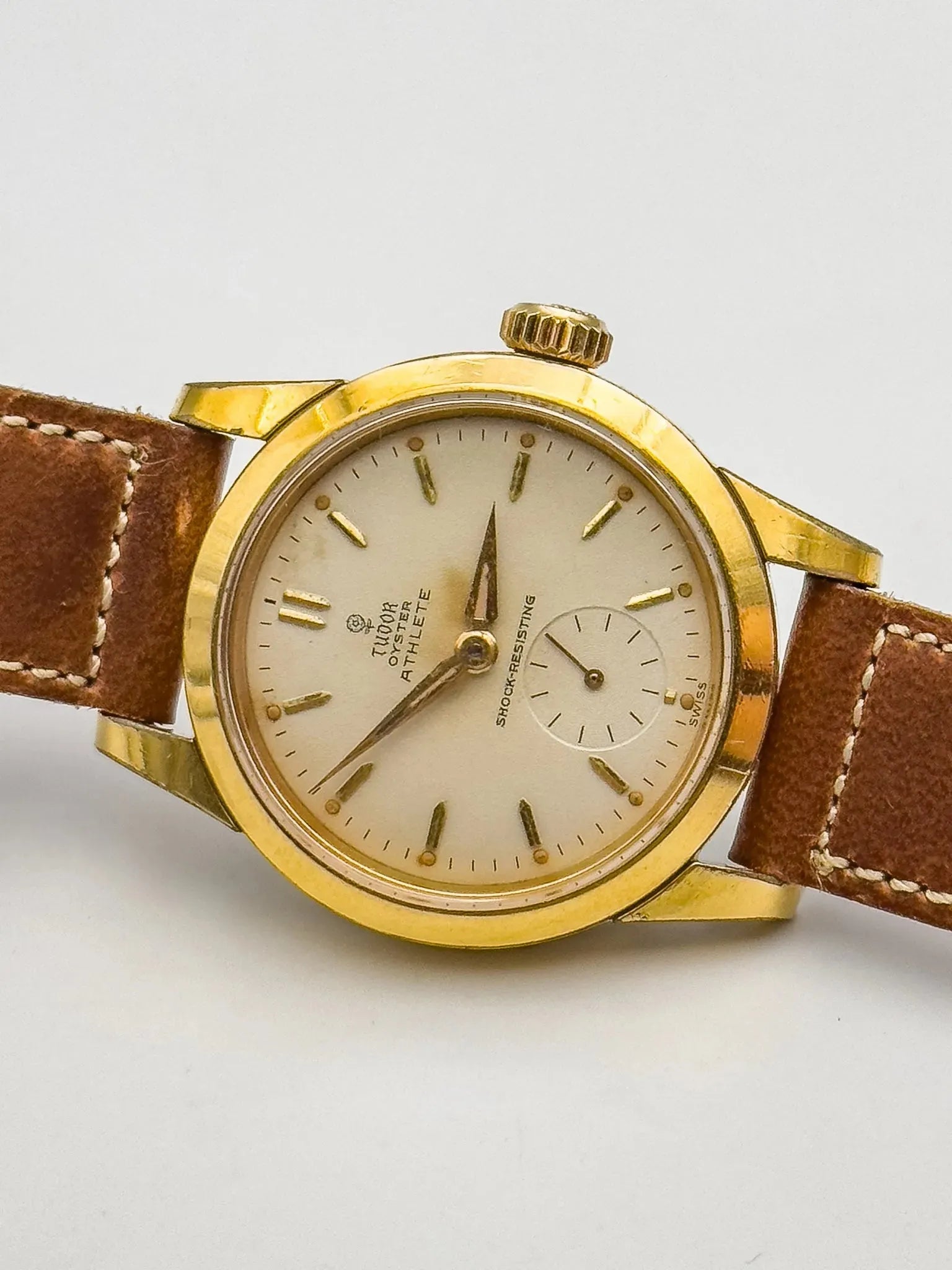 Tudor Rolex - Oyster Edition Athlete 7927 plaqué or - 1959 - Atelier Victor Paris - Vintage Watch Shop Dubai