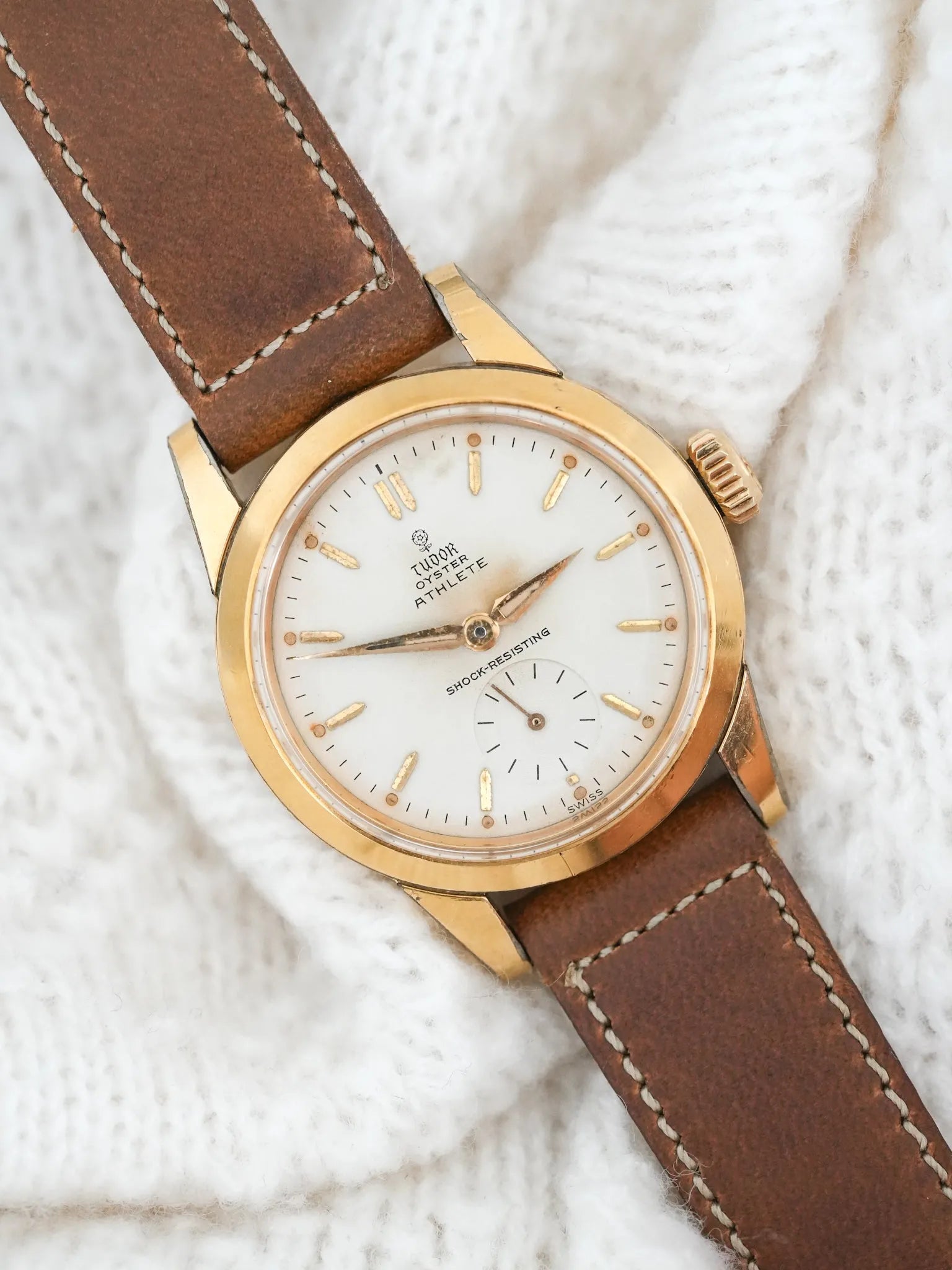 Tudor Rolex - Oyster Edition Athlete 7927 plaqué or - 1959 - Atelier Victor Paris - Vintage Watch Shop Dubai