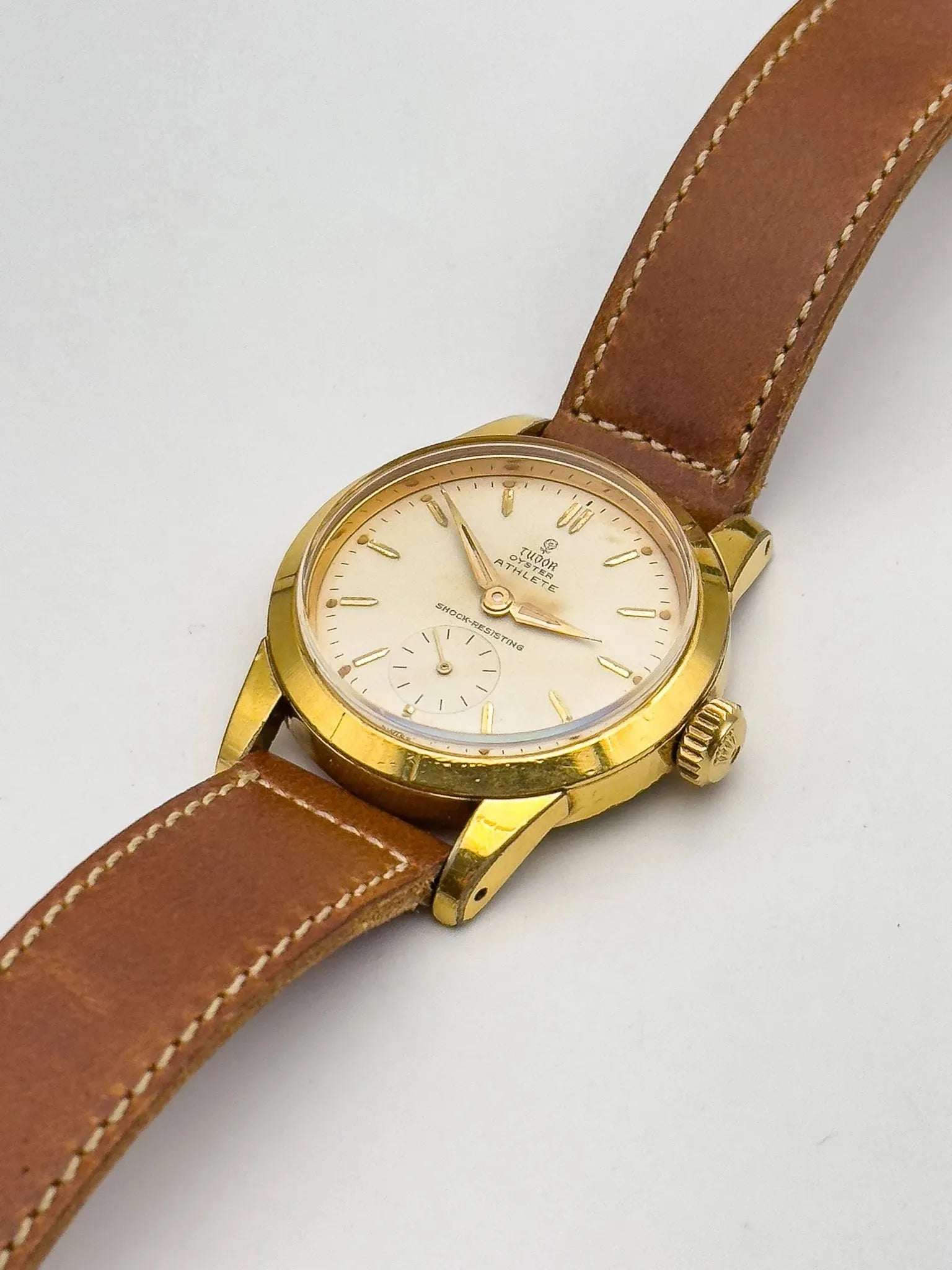 Tudor Rolex - Oyster Edition Athlete 7927 plaqué or - 1959 - Atelier Victor Paris - Vintage Watch Shop Dubai