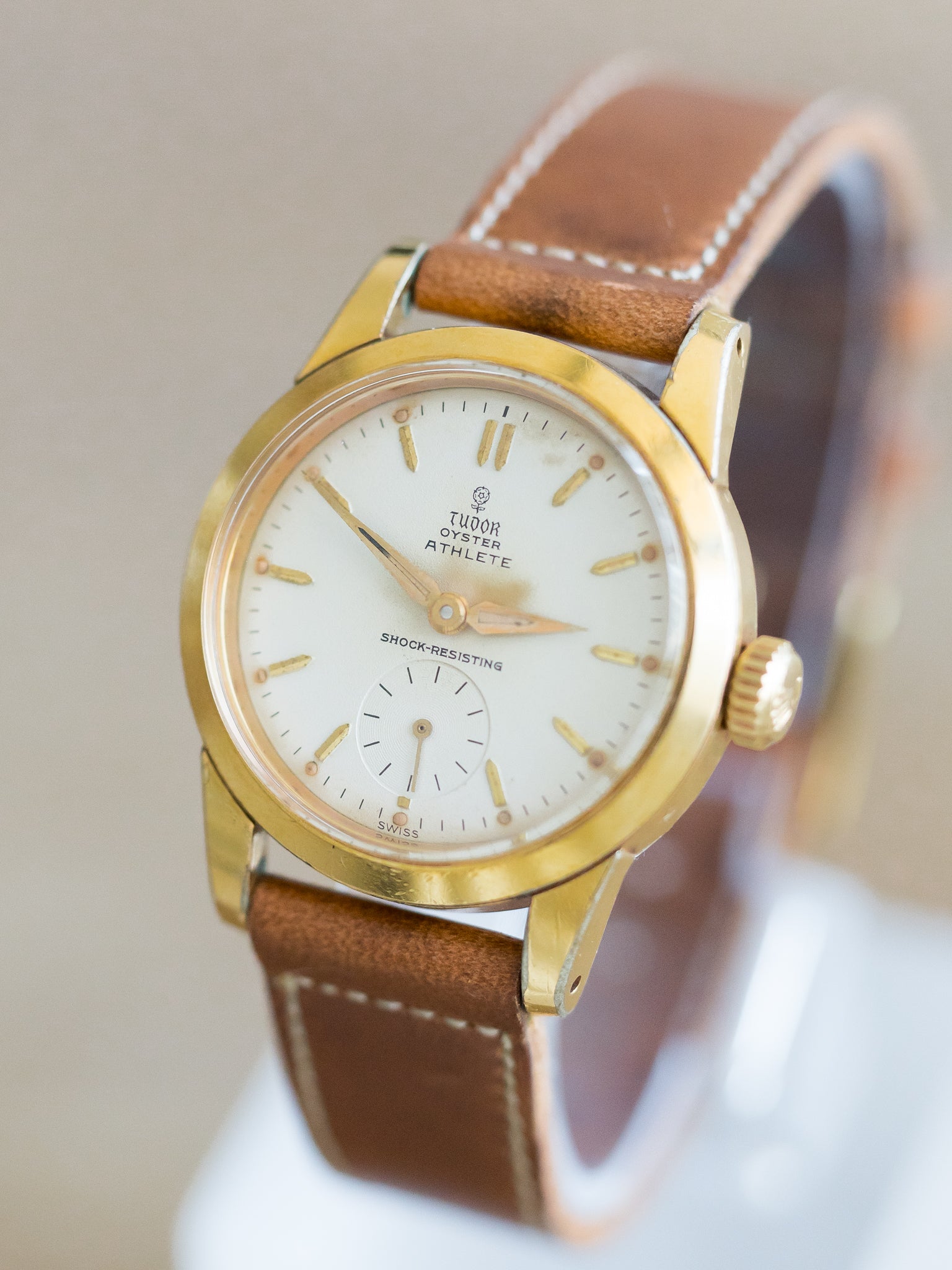 Tudor Rolex - Oyster Edition Athlete 7927 plaqué or - 1959 - Atelier Victor Paris - Vintage Watch Shop Dubai