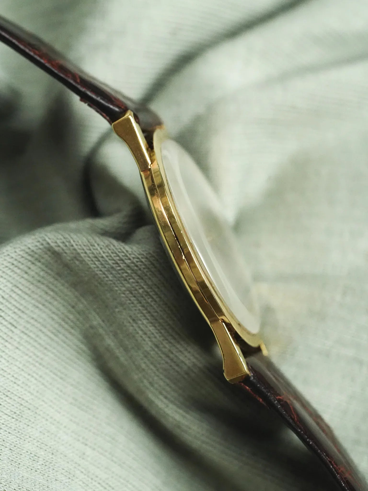 Universal Genève - 542.101 Ultra plate méca cadran Bronze - 1970s - Atelier Victor