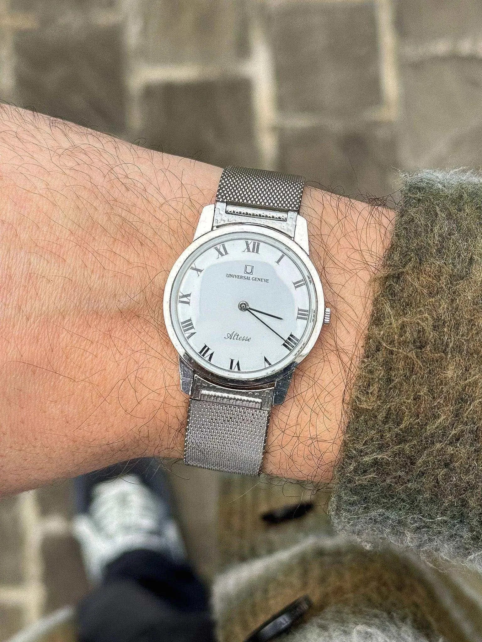 Universal Genève - Altesse Ultra Thin Full Steel - 1970s - Atelier Victor - Vintage  Shop