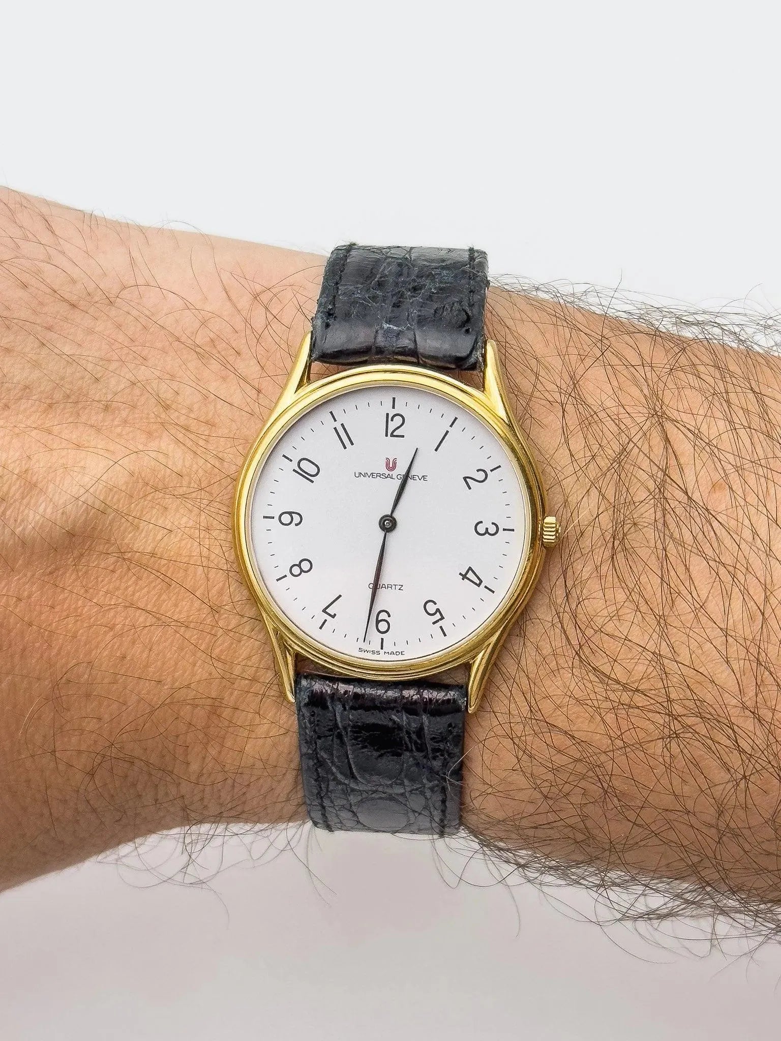 Universal Genève - Arabic Full Original - 1980s - Atelier Victor Paris - Vintage Watch Shop Dubai