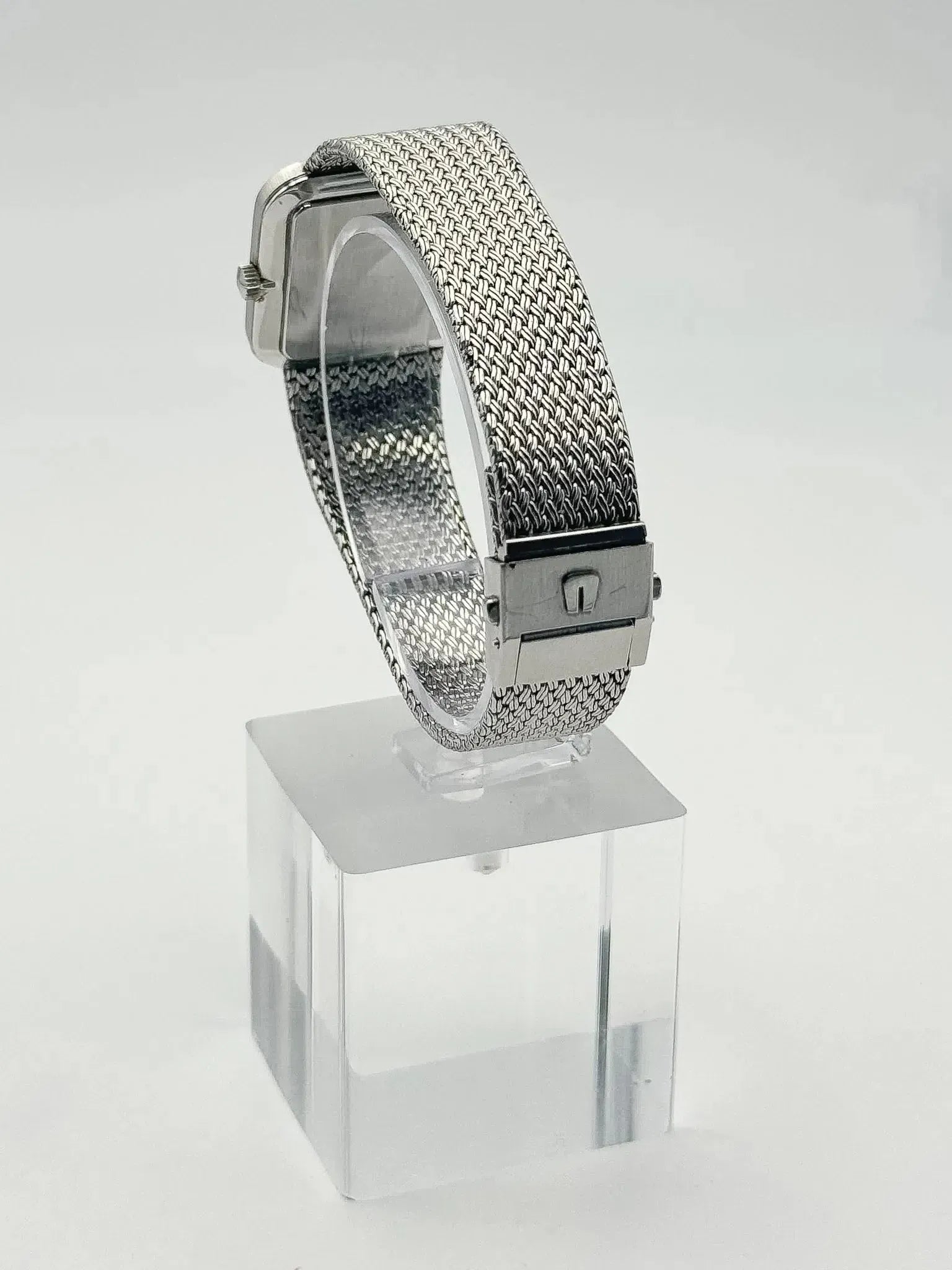 Universal Genève - Bracelet intégré Maille milanaise acier - 1980s - Atelier Victor