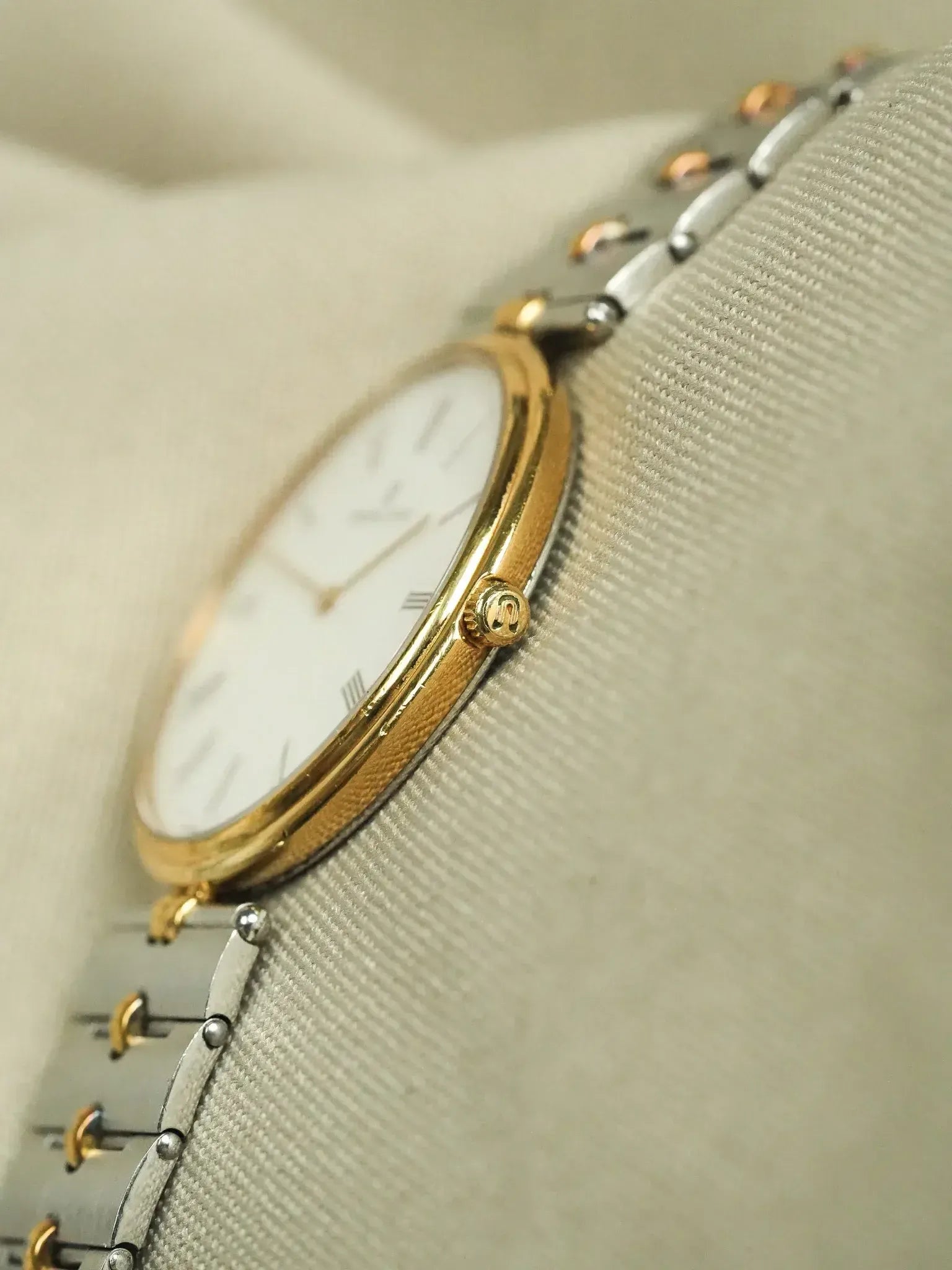 Universal Genève - Circle Special Steel & Gold Plated - 1980s 