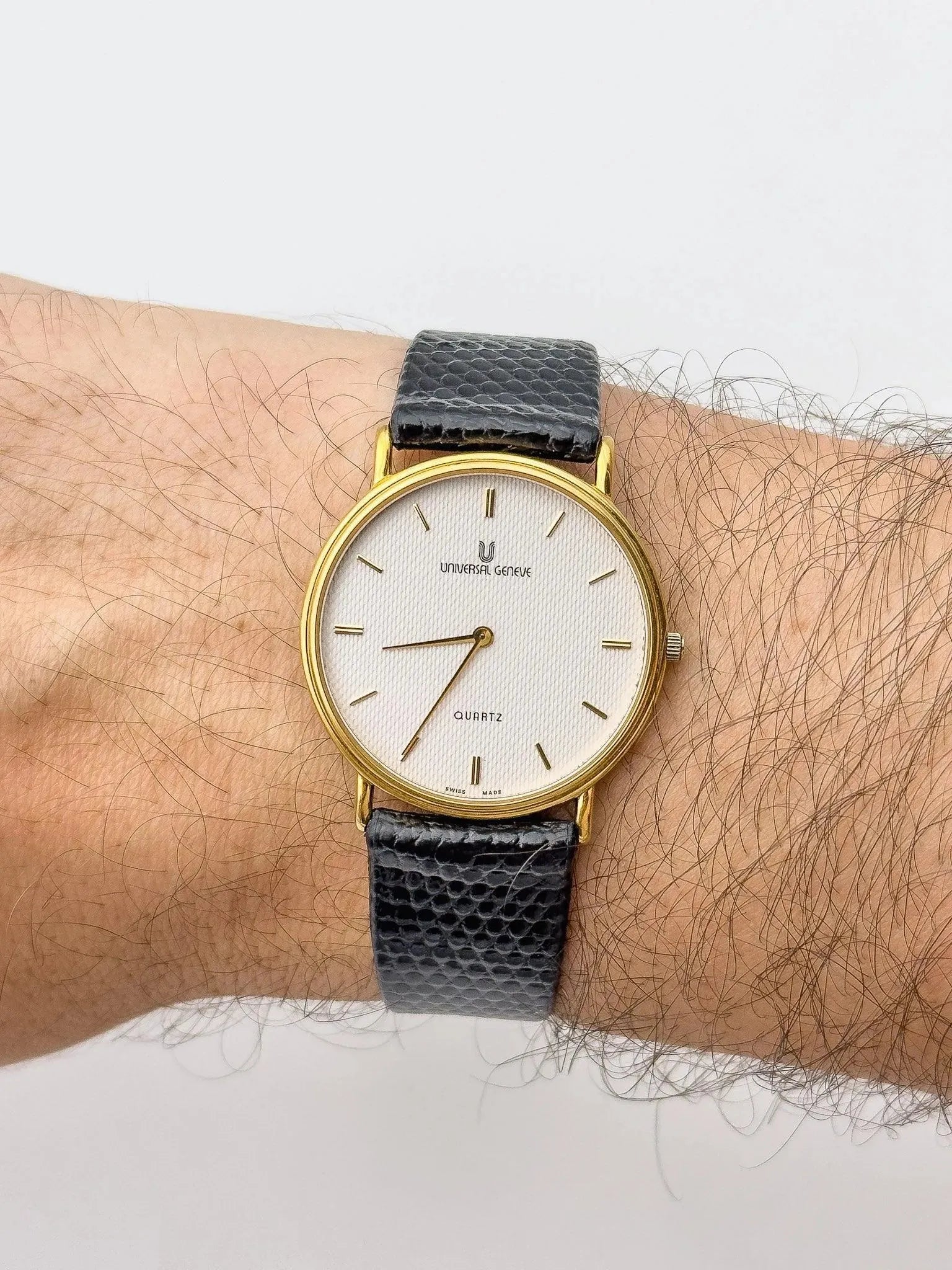 Universal Genève - Extra plate Blanc Clous de Paris - 1980s - Atelier Victor Paris - Vintage Watch Shop Dubai