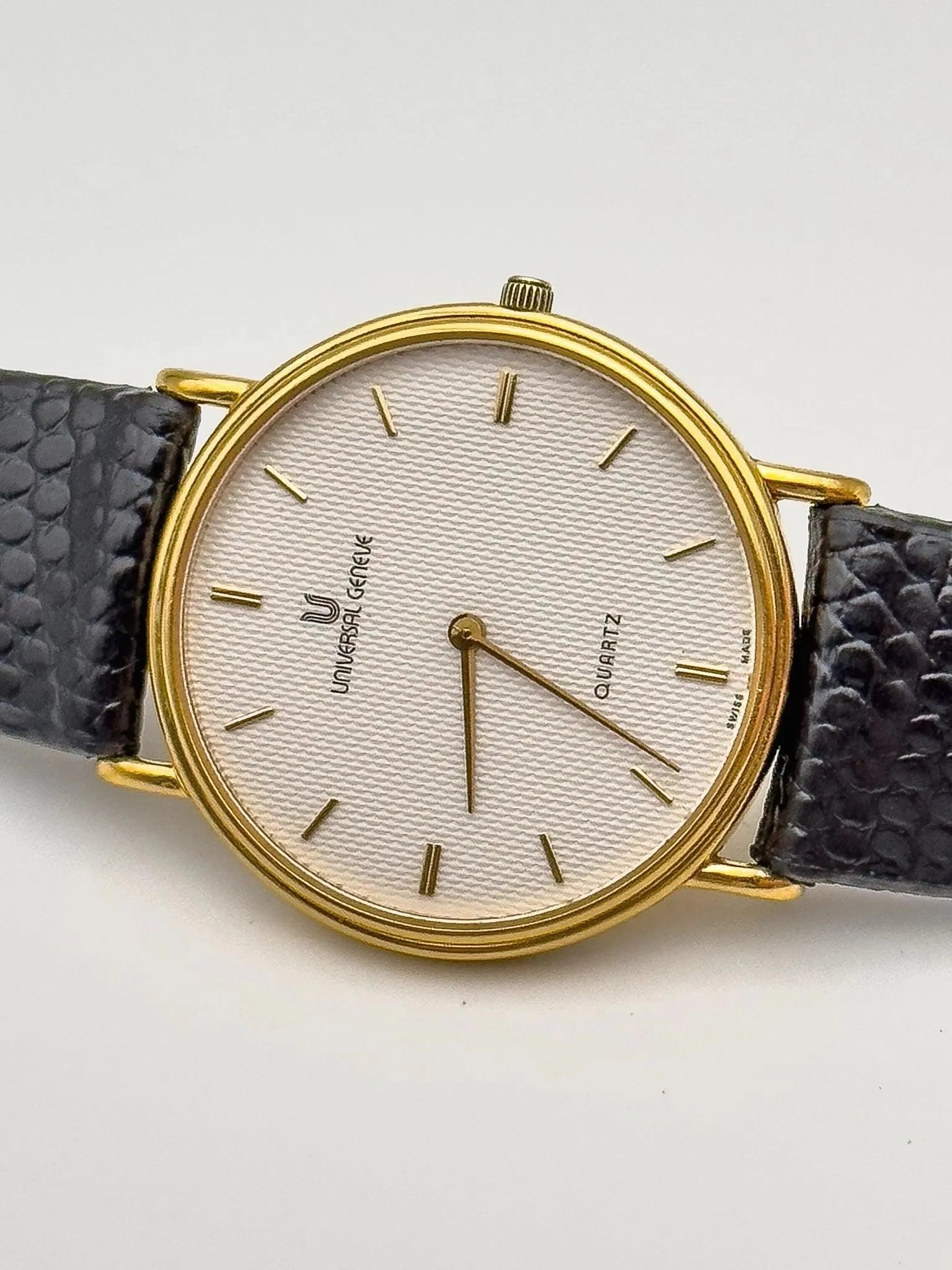 Universal Genève - Extra plate Blanc Clous de Paris - 1980s - Atelier Victor Paris - Vintage Watch Shop Dubai