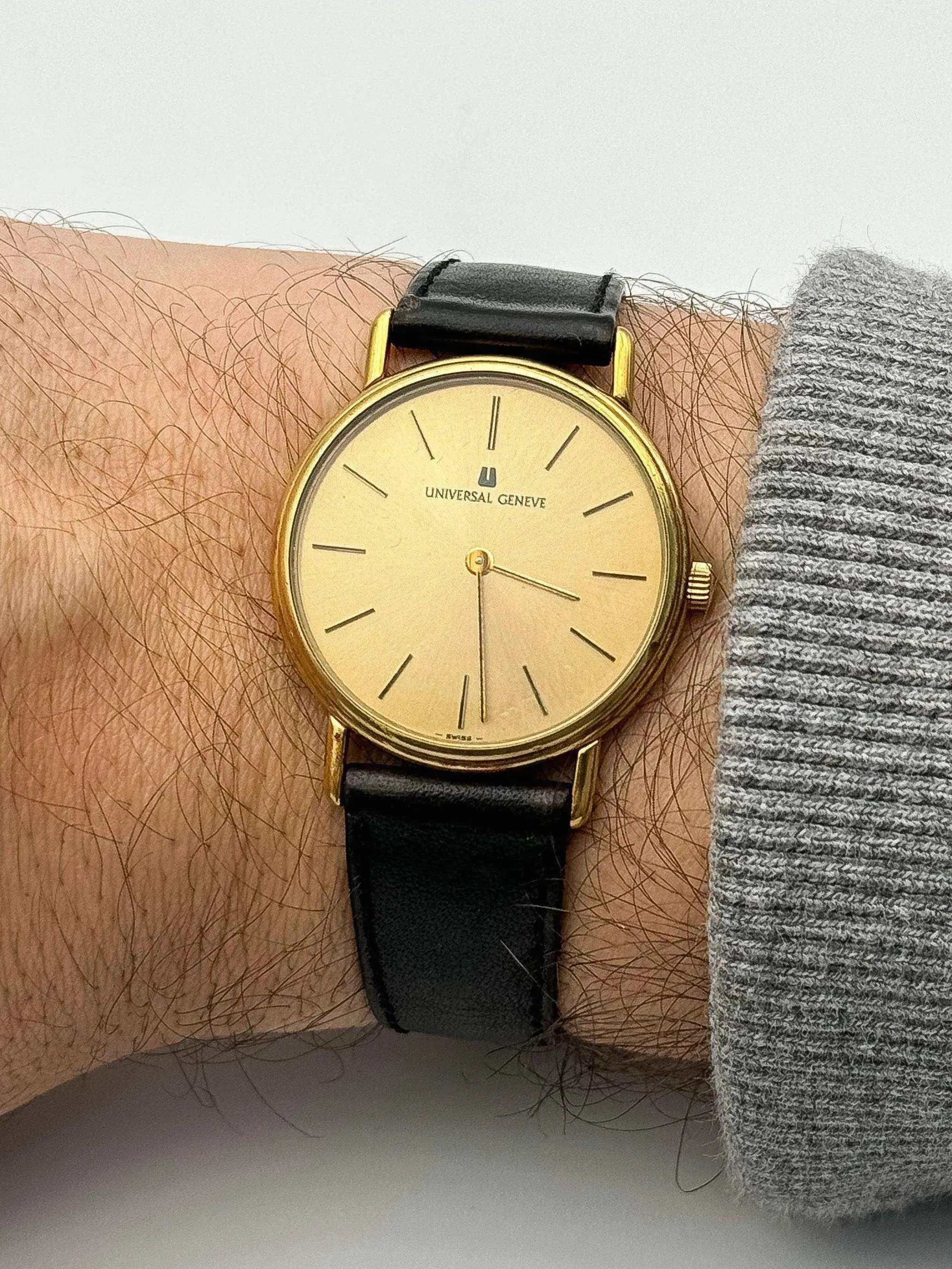 Universal Genève - Gold Dress Watch - 1970s - Atelier Victor Paris - Vintage Watch Shop Dubai