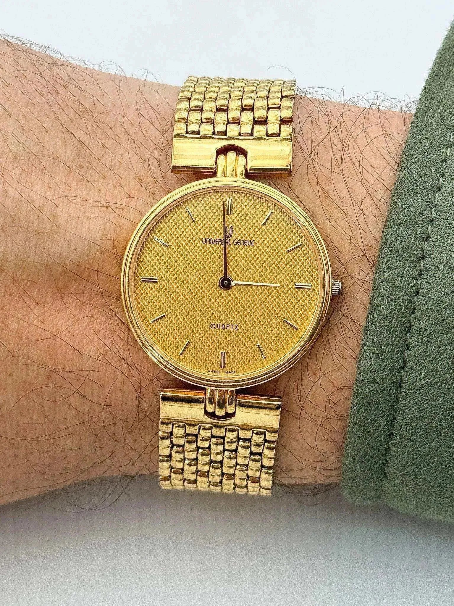 Universal Genève - Gold Grain de riz - 1970’s - Atelier Victor - Vintage  Shop