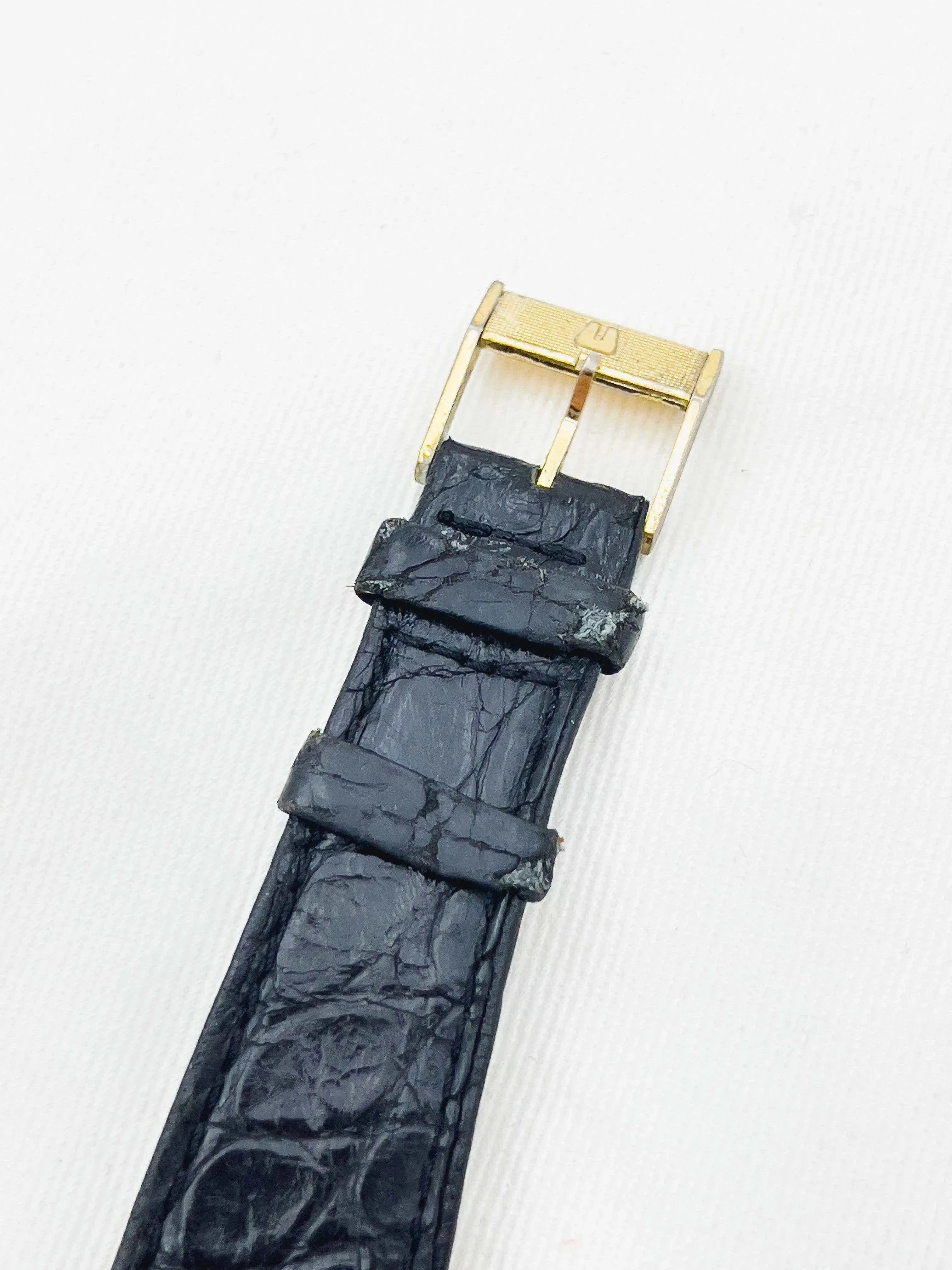 Universal Genève - Mark Century Gold - 1970s - Atelier Victor Paris - Vintage Watch Shop Dubai