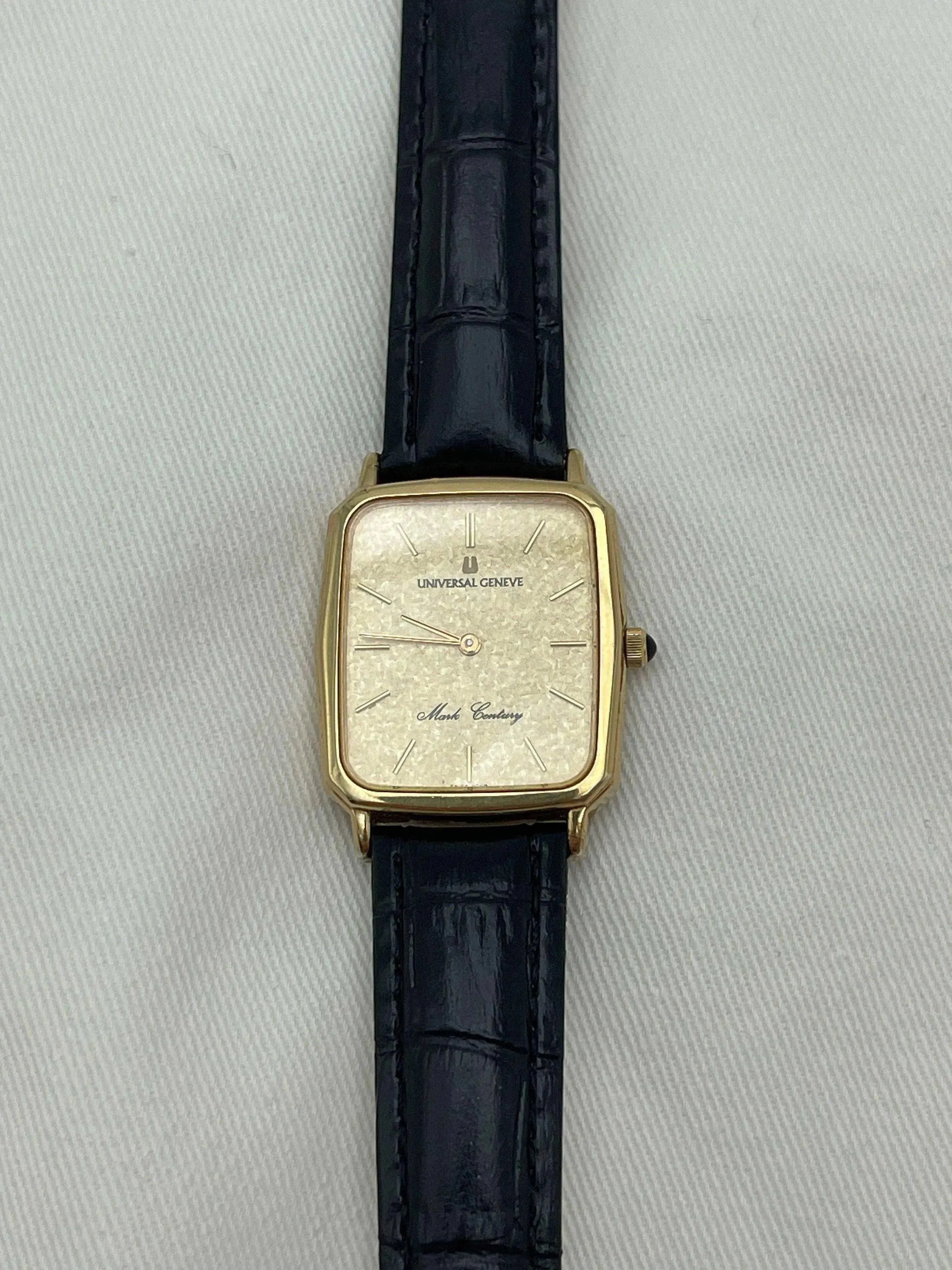 Universal Genève - Mark Century Rectangulaire - 1970s - Atelier Victor - Vintage  Shop