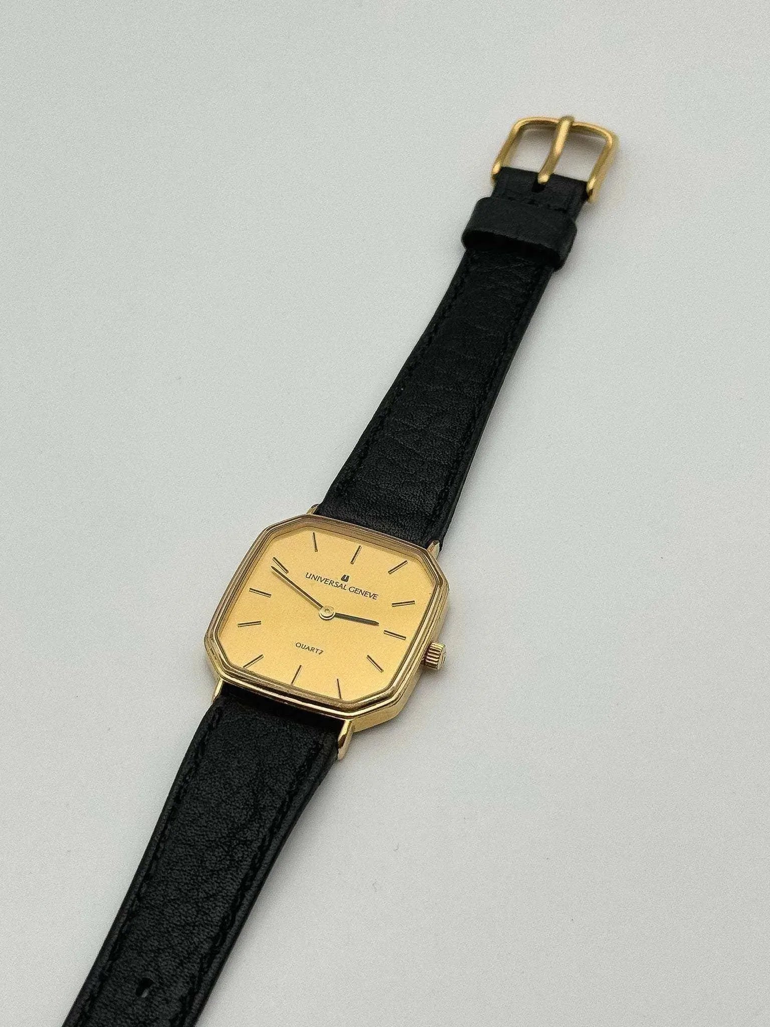 Universal Genève - Octogonal Gold - 1980s - Atelier Victor Paris - Vintage Watch Shop Dubai