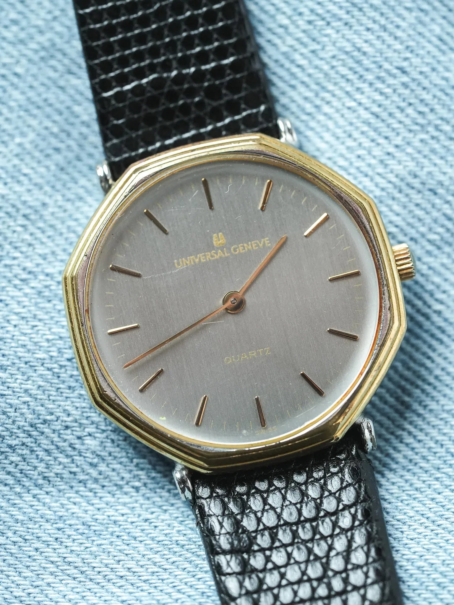 Universal Genève - Octogonale Extra Plate Acier or - 1980s - Atelier Victor