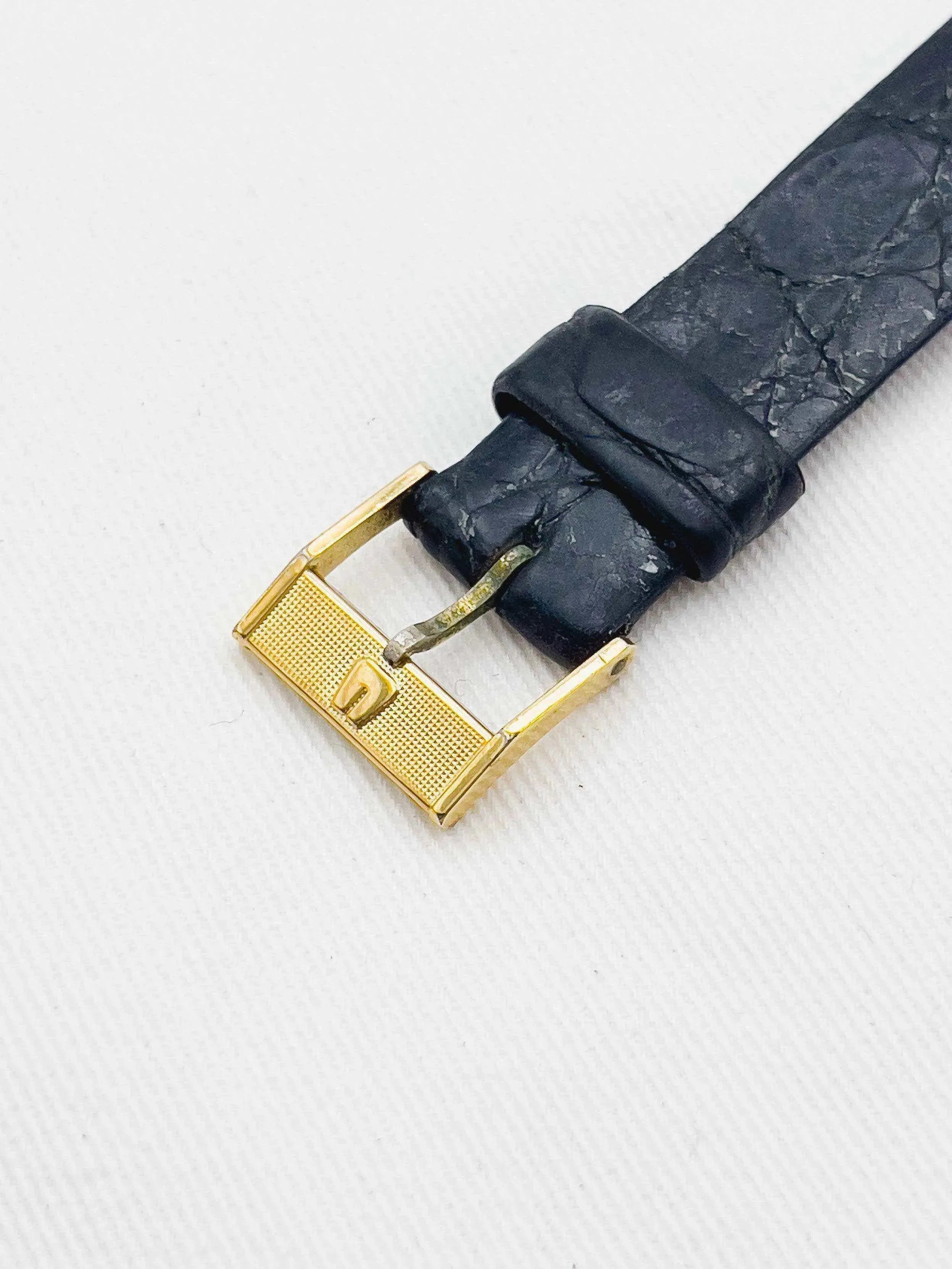 Universal Genève - Octogone Gold - 1970s - Atelier Victor Paris - Vintage Watch Shop Dubai