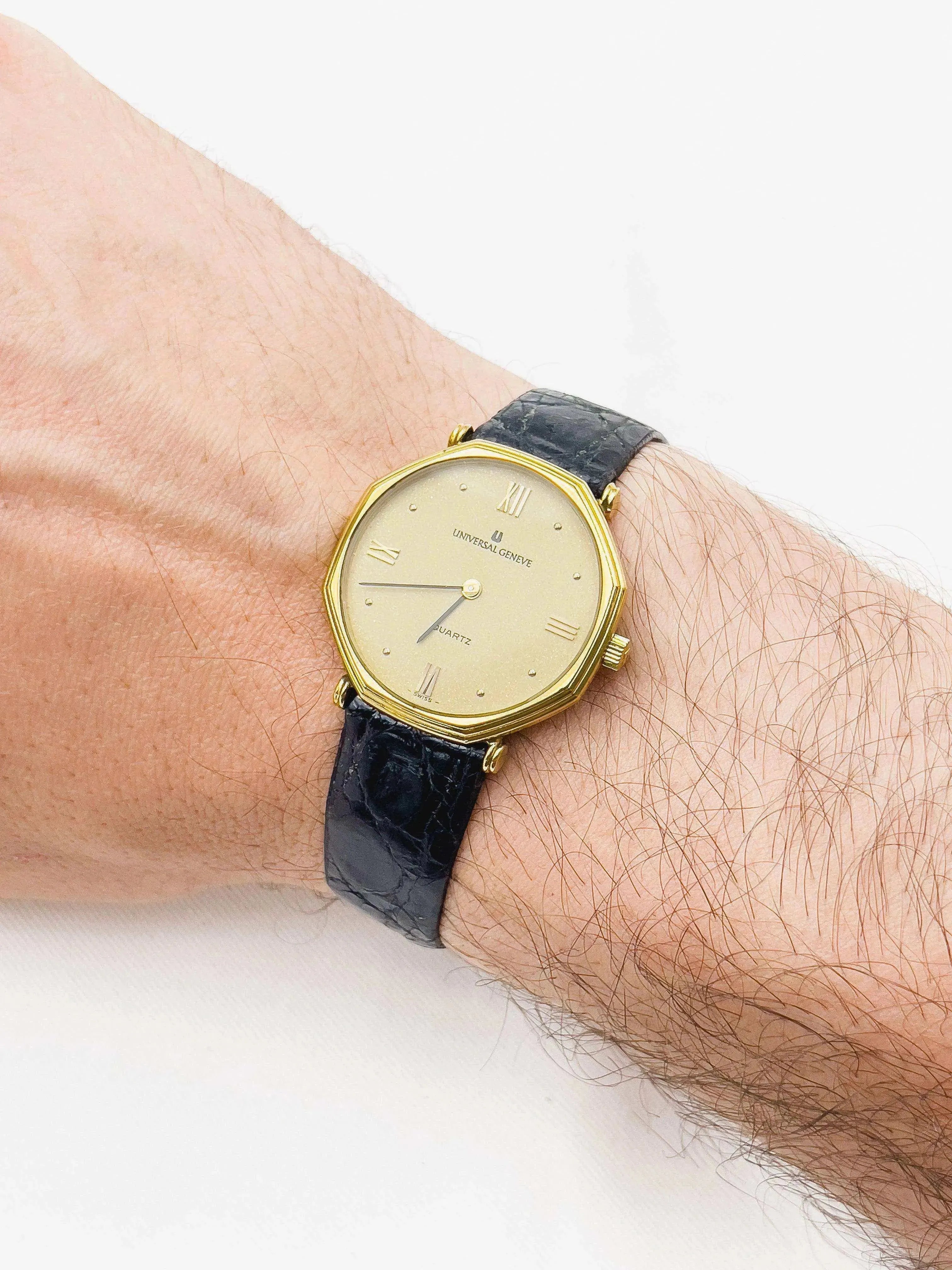 Universal Genève - Octogone Gold - 1970s - Atelier Victor Paris - Vintage Watch Shop Dubai